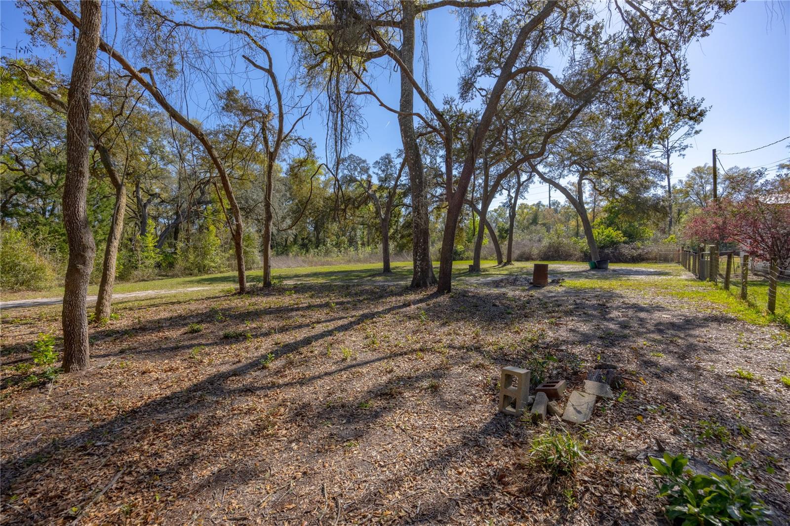 Image 34 of 39 For 16564 85th Terrace