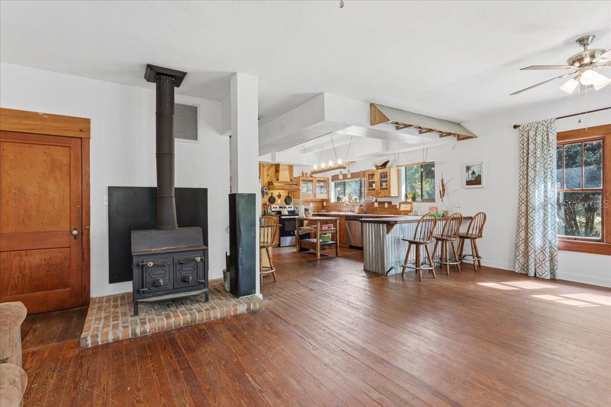 Image 15 of 41 For 18708 242nd Street