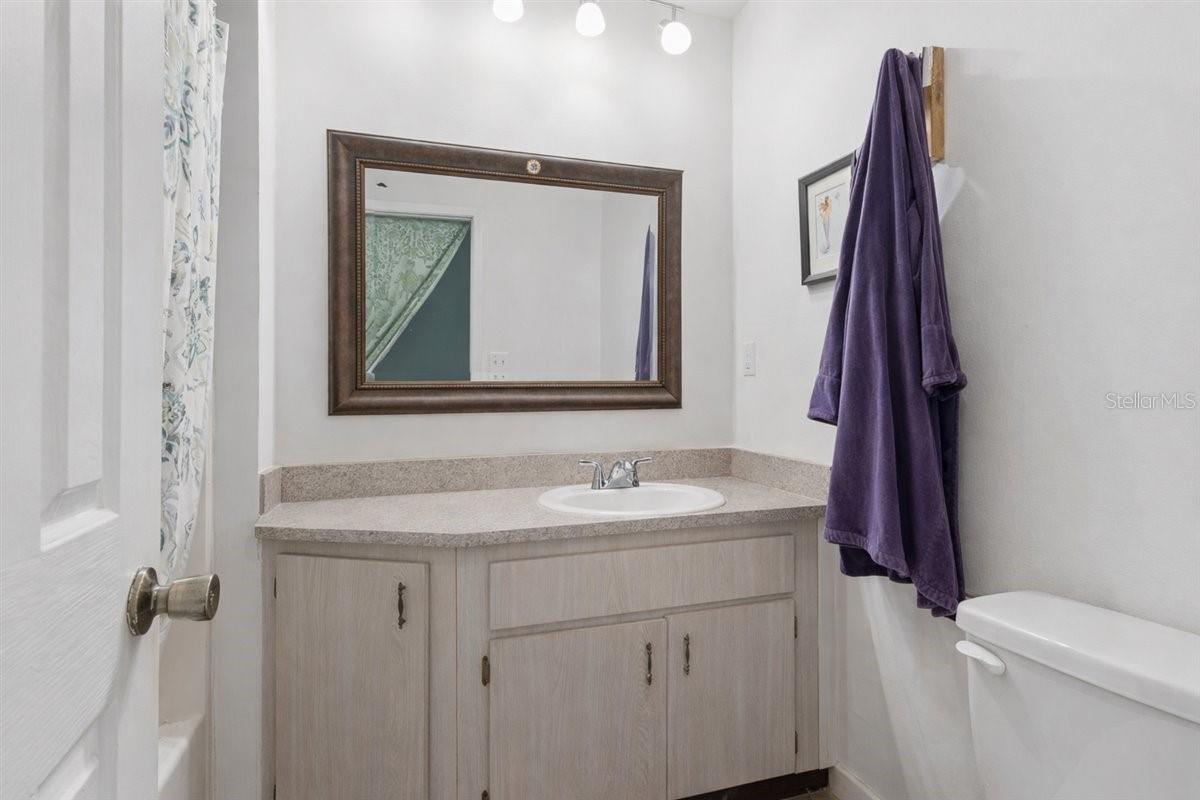 Image 21 of 41 For 18708 242nd Street