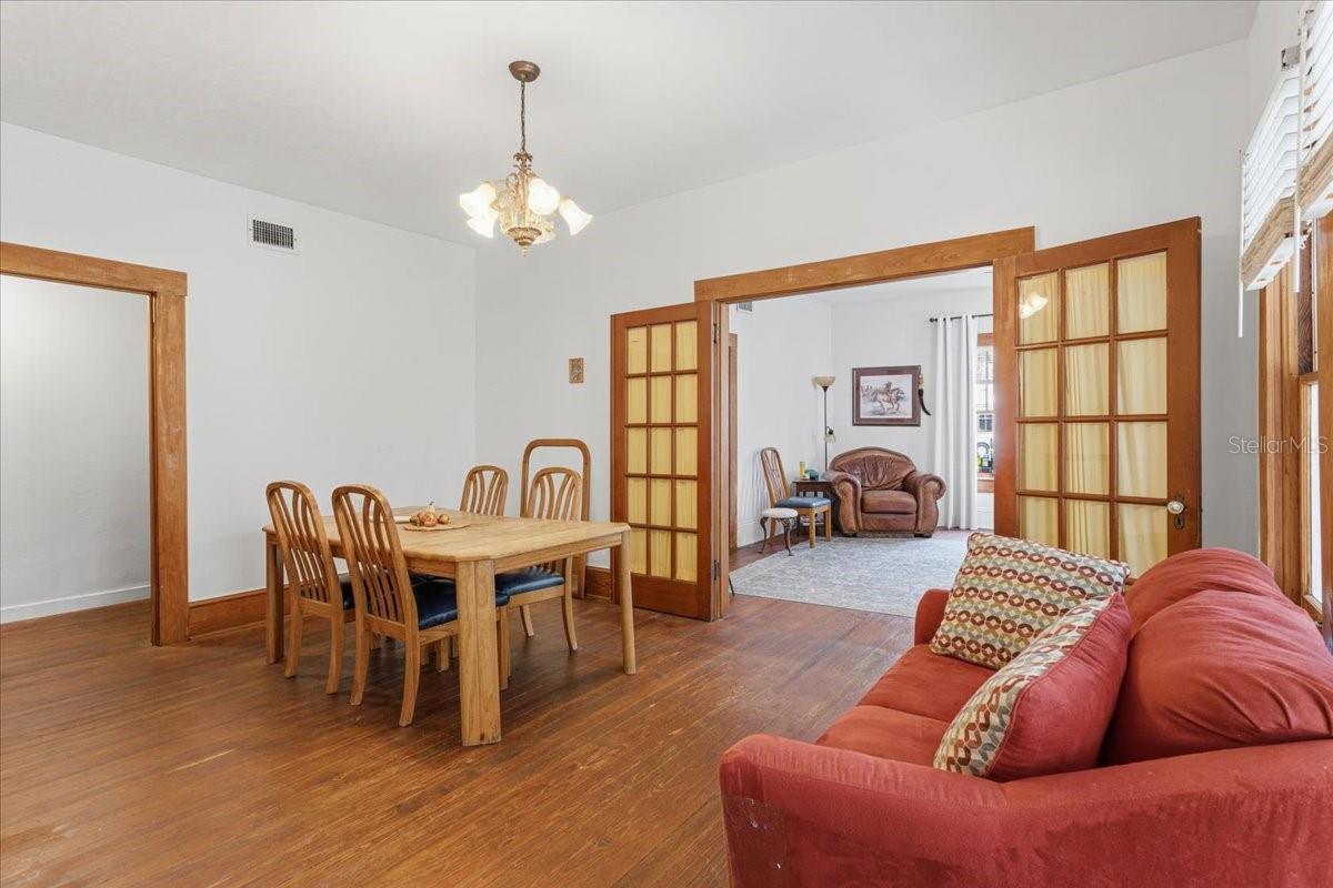 Image 32 of 41 For 18708 242nd Street