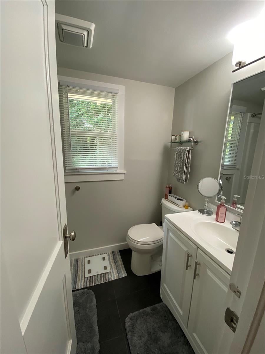 Image 16 of 29 For 1741 6th Avenue