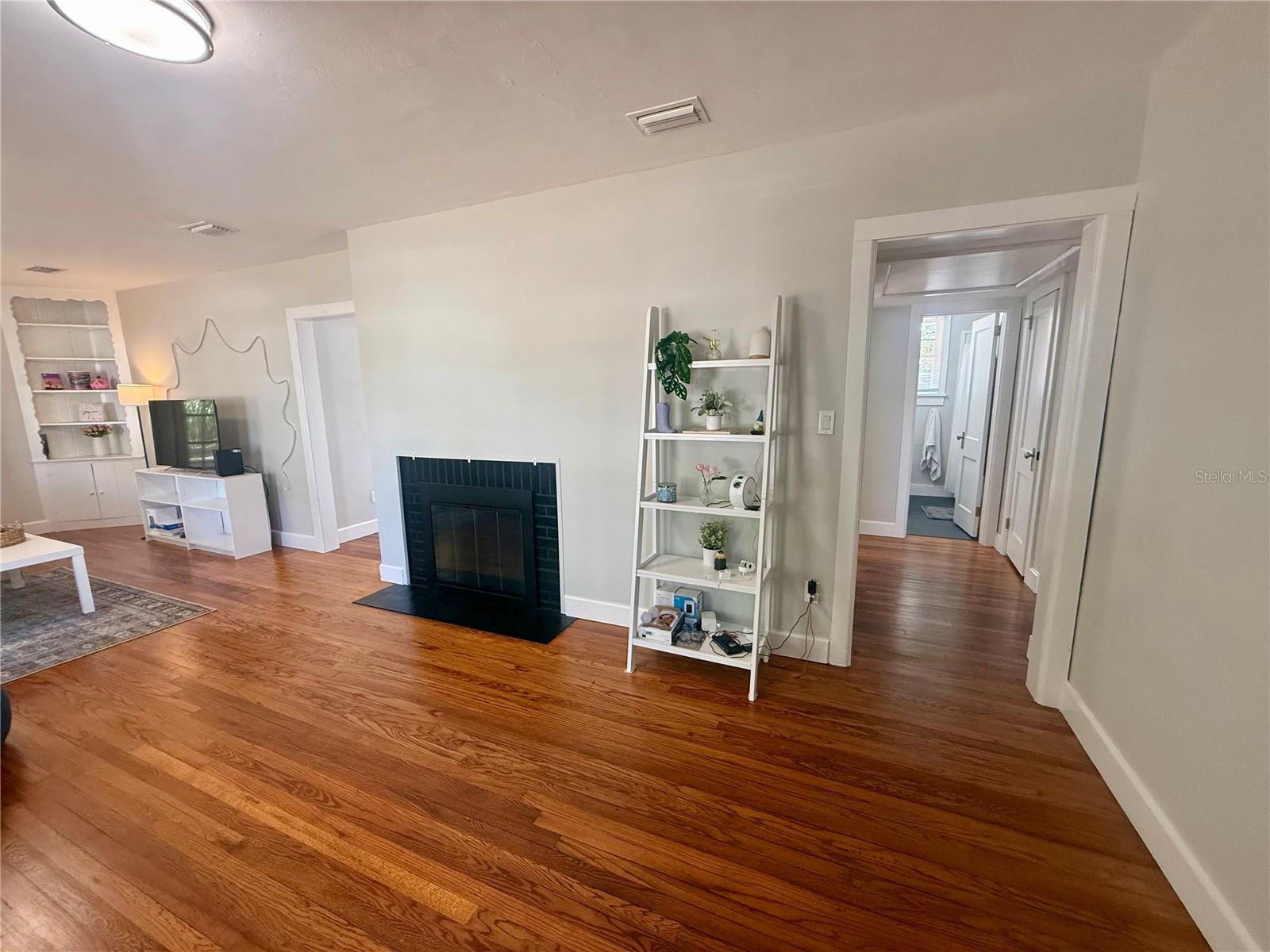 Image 3 of 29 For 1741 6th Avenue