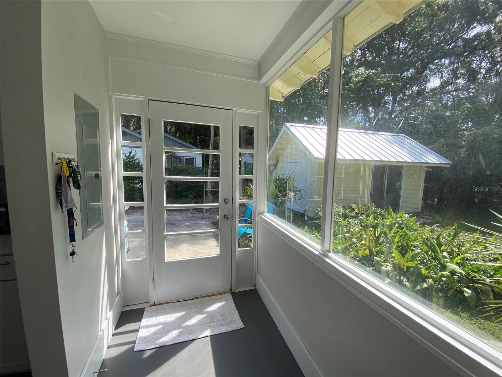 Image 8 of 29 For 1741 6th Avenue