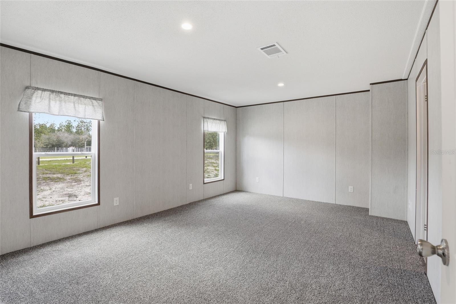 Image 18 of 45 For 2231 132nd Court