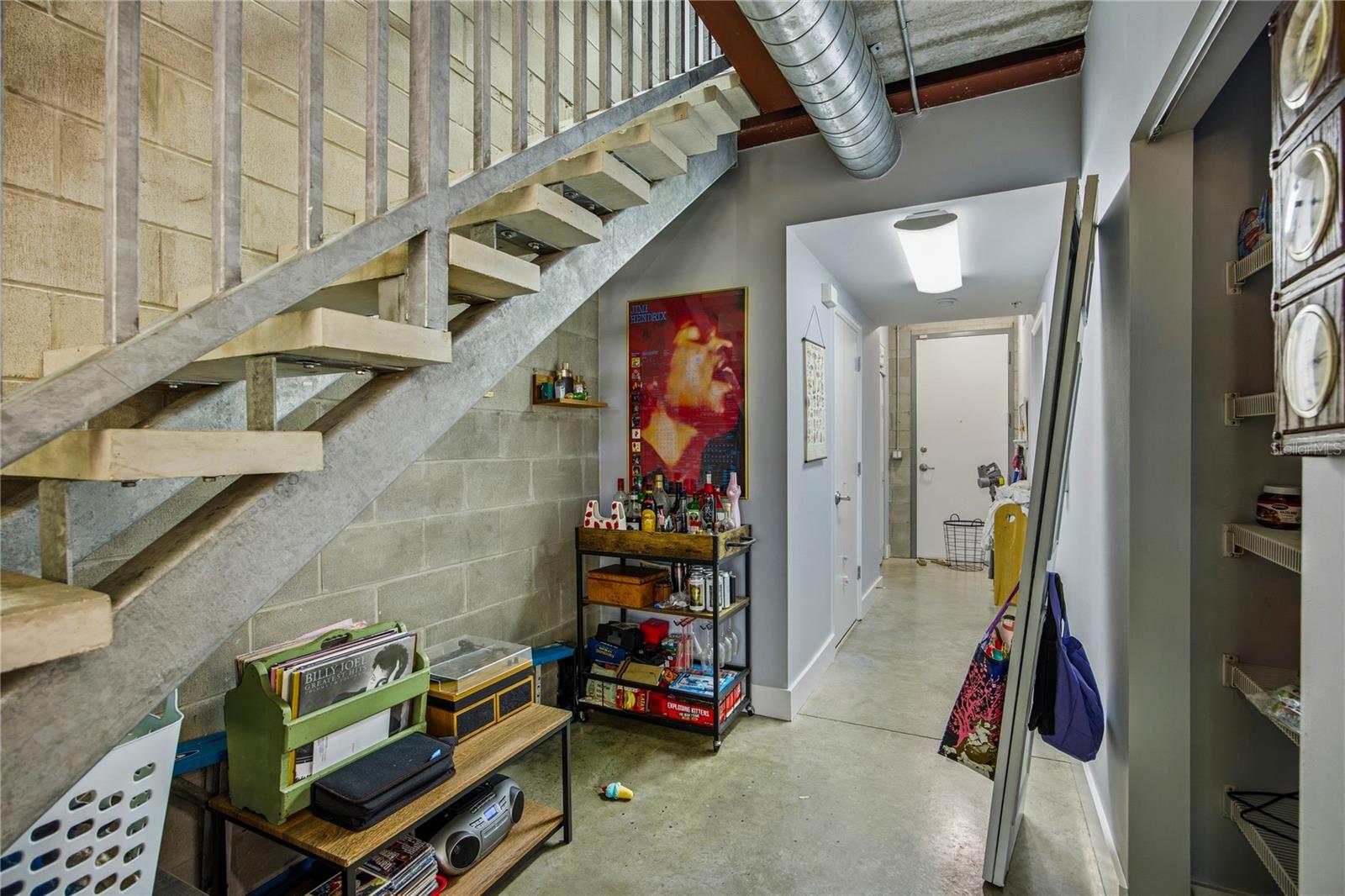 Image 16 of 35 For 2515 35th Place 117