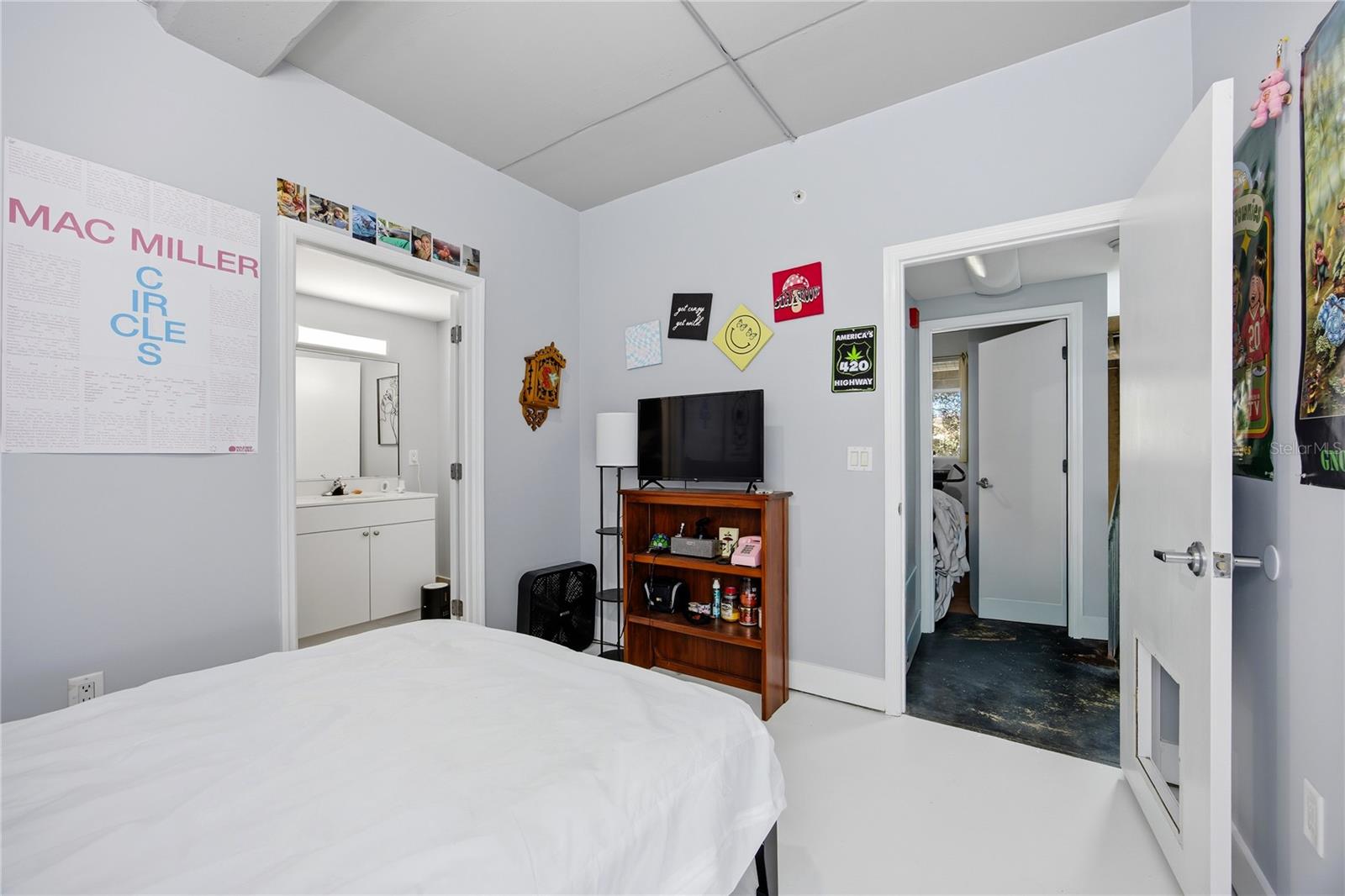 Image 21 of 35 For 2515 35th Place 117