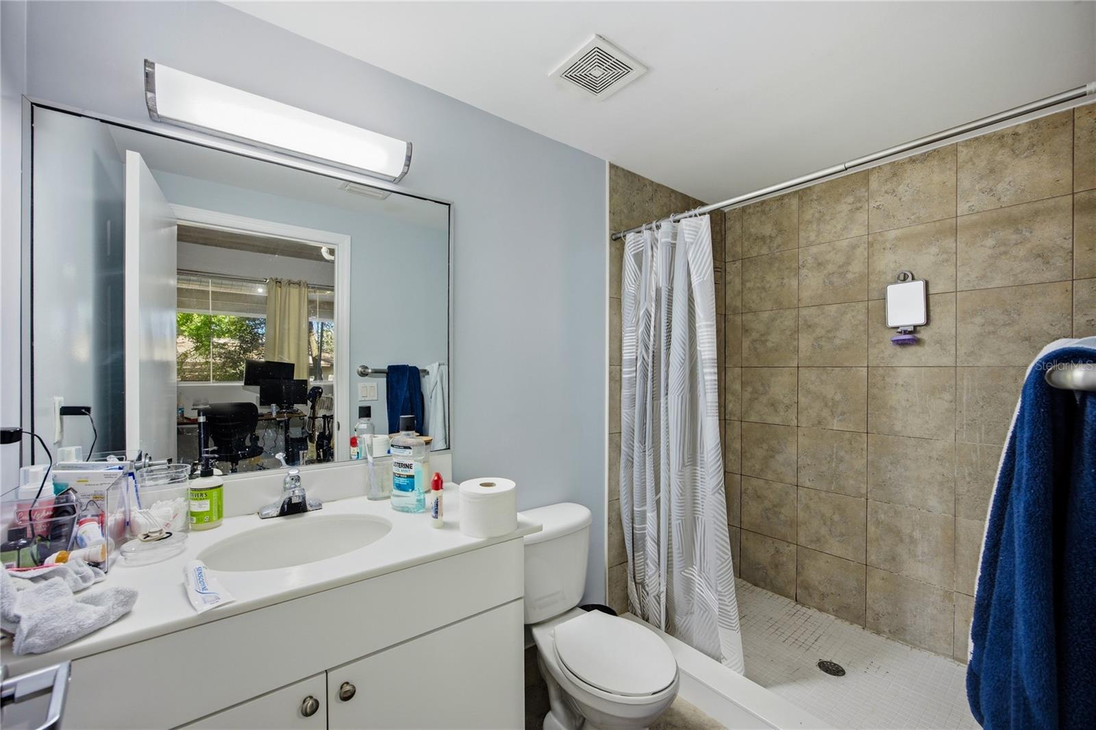 Image 26 of 35 For 2515 35th Place 117