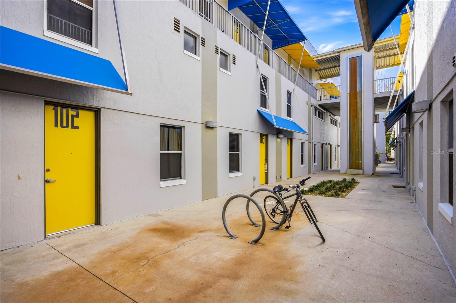 Image 29 of 35 For 2515 35th Place 117