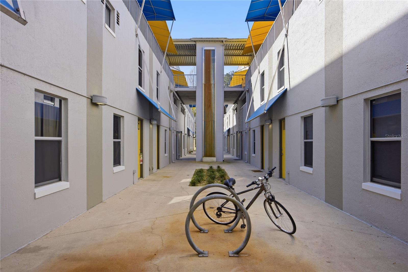 Image 30 of 35 For 2515 35th Place 117