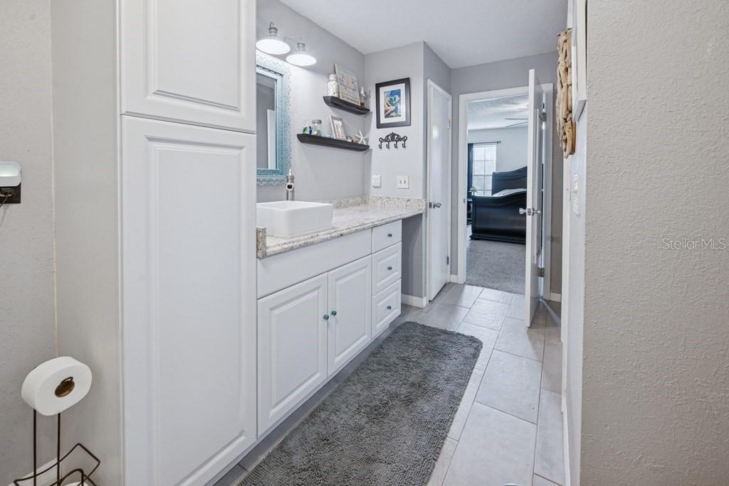 Image 21 of 38 For 725 56th Avenue