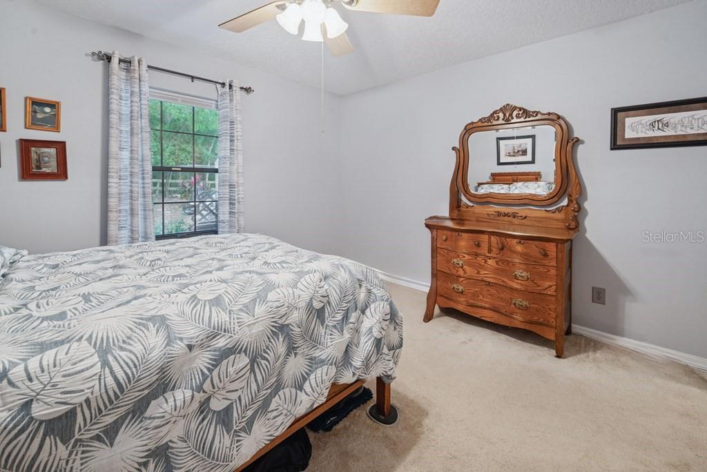 Image 25 of 38 For 725 56th Avenue