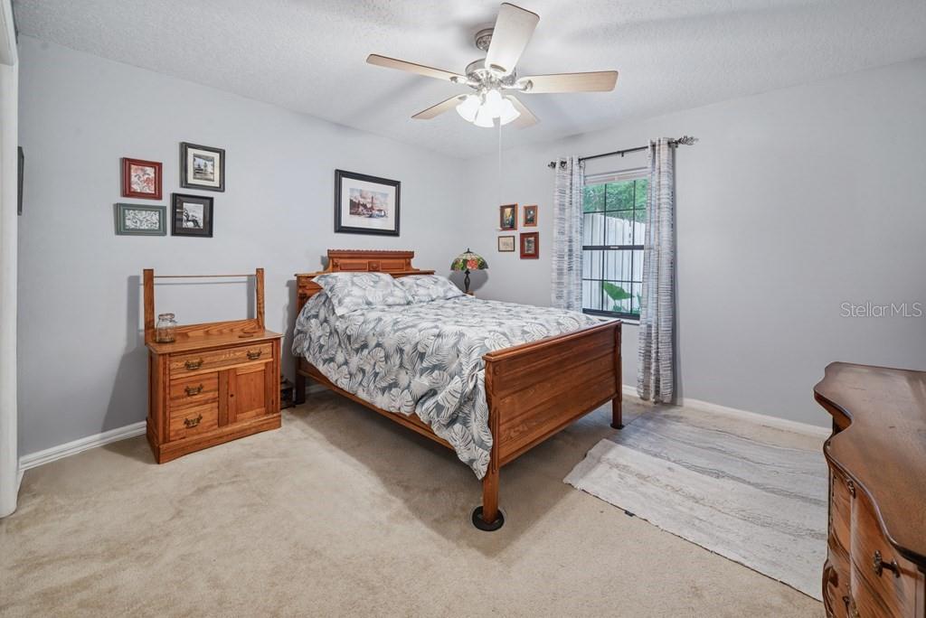 Image 26 of 38 For 725 56th Avenue