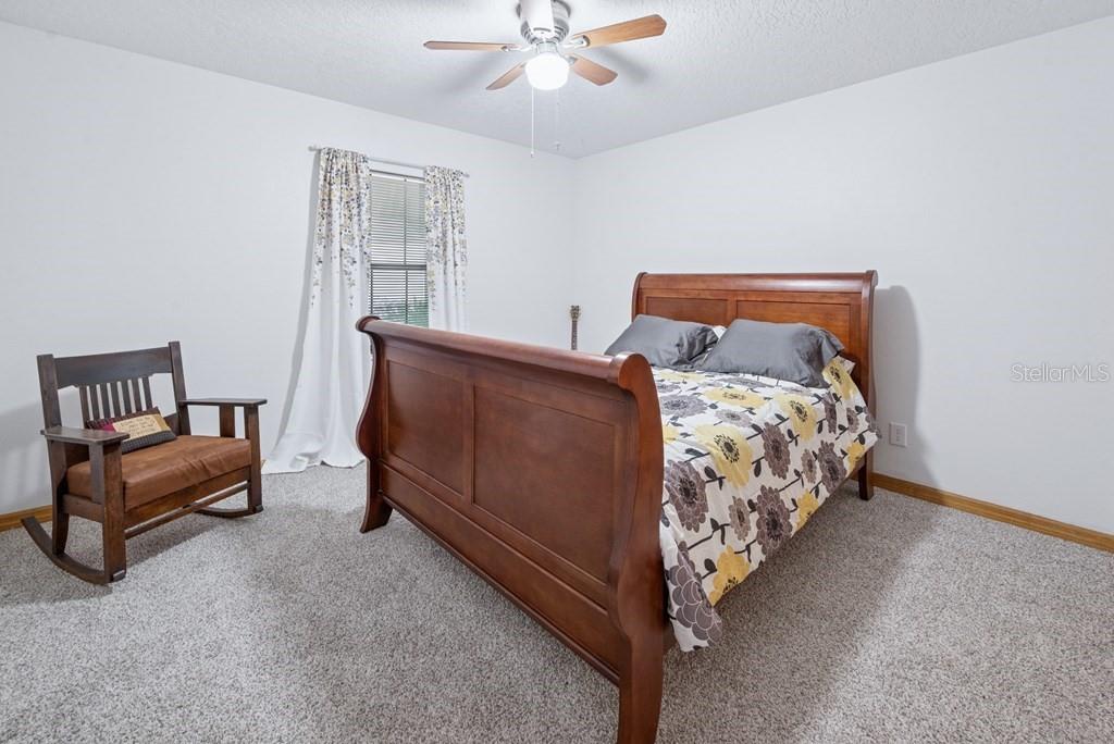 Image 28 of 38 For 725 56th Avenue