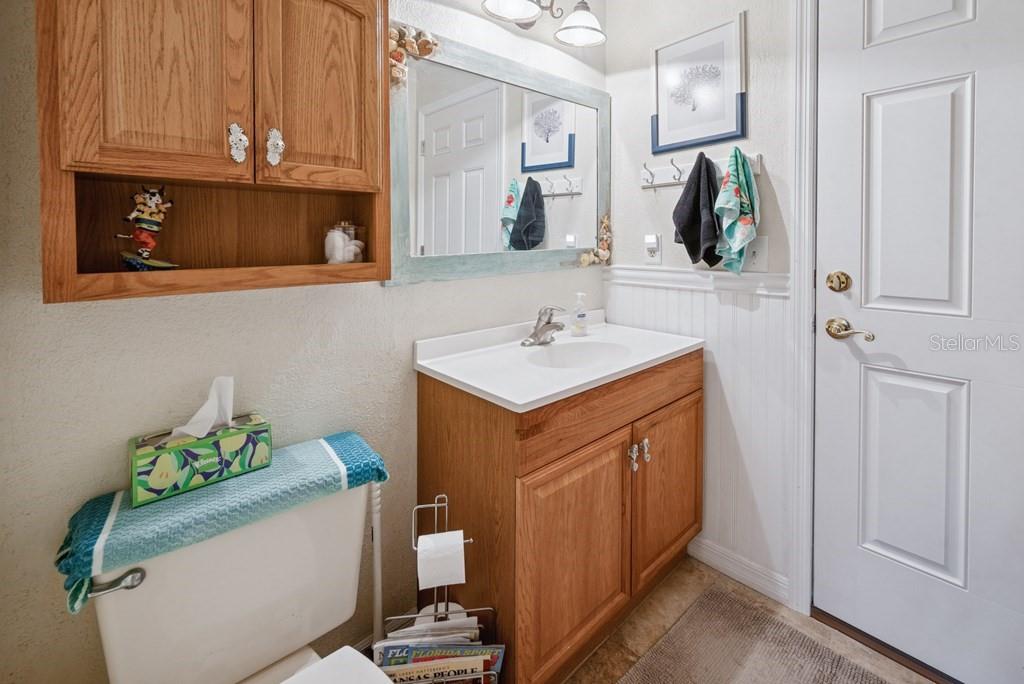 Image 29 of 38 For 725 56th Avenue