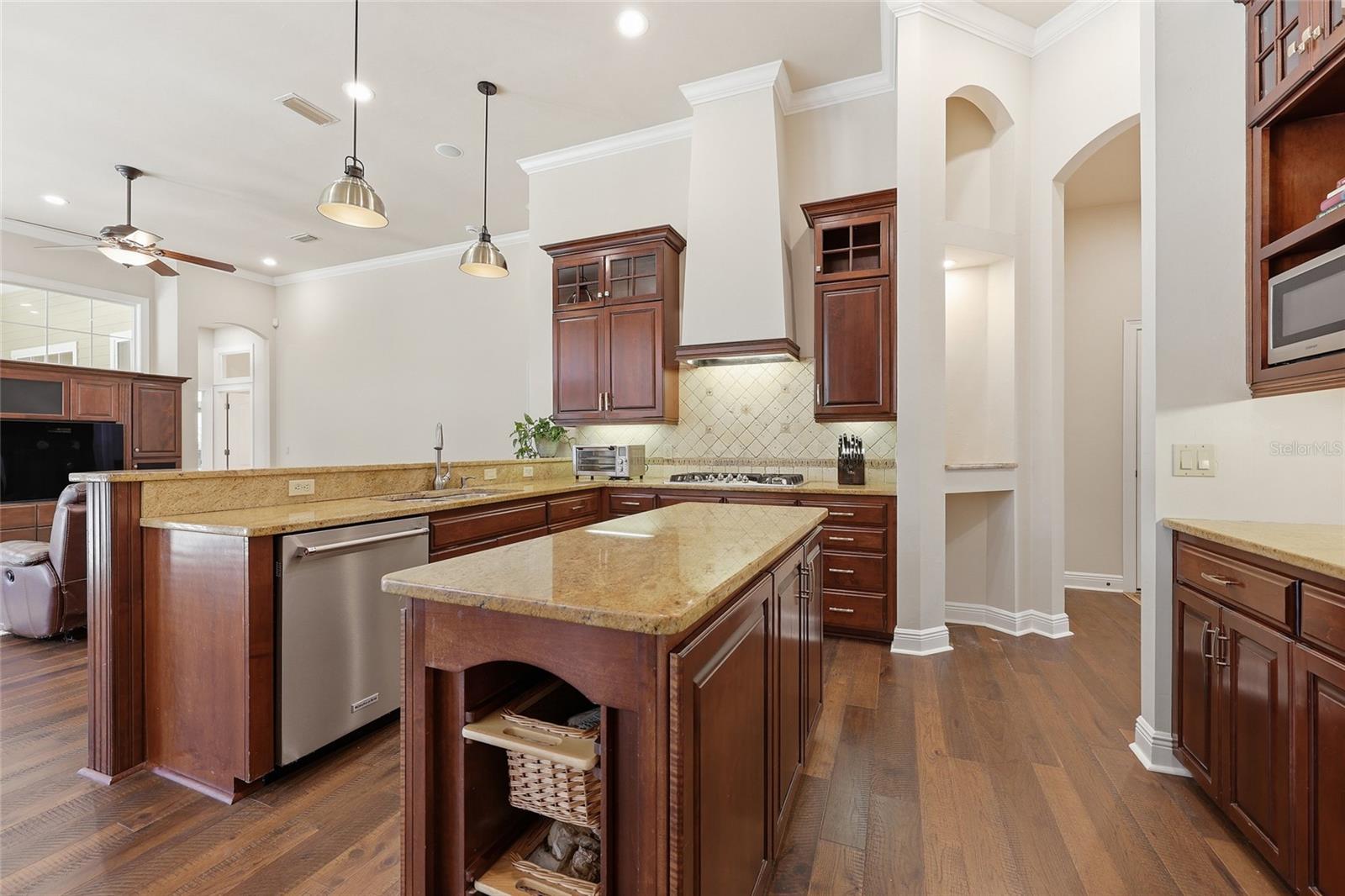 Image 6 of 47 For 14524 41st Avenue