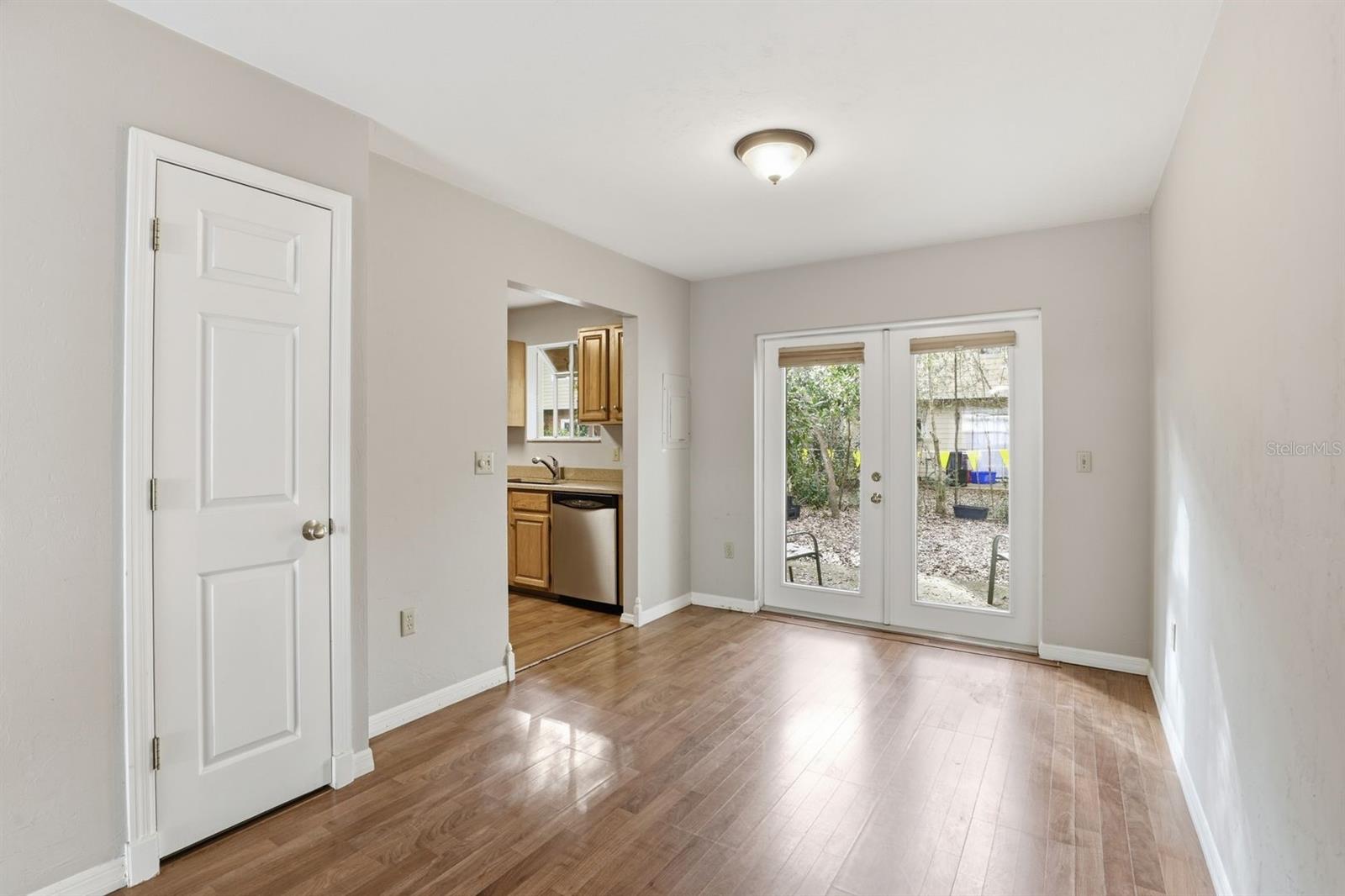 Image 11 of 24 For 5269 97th Drive 15