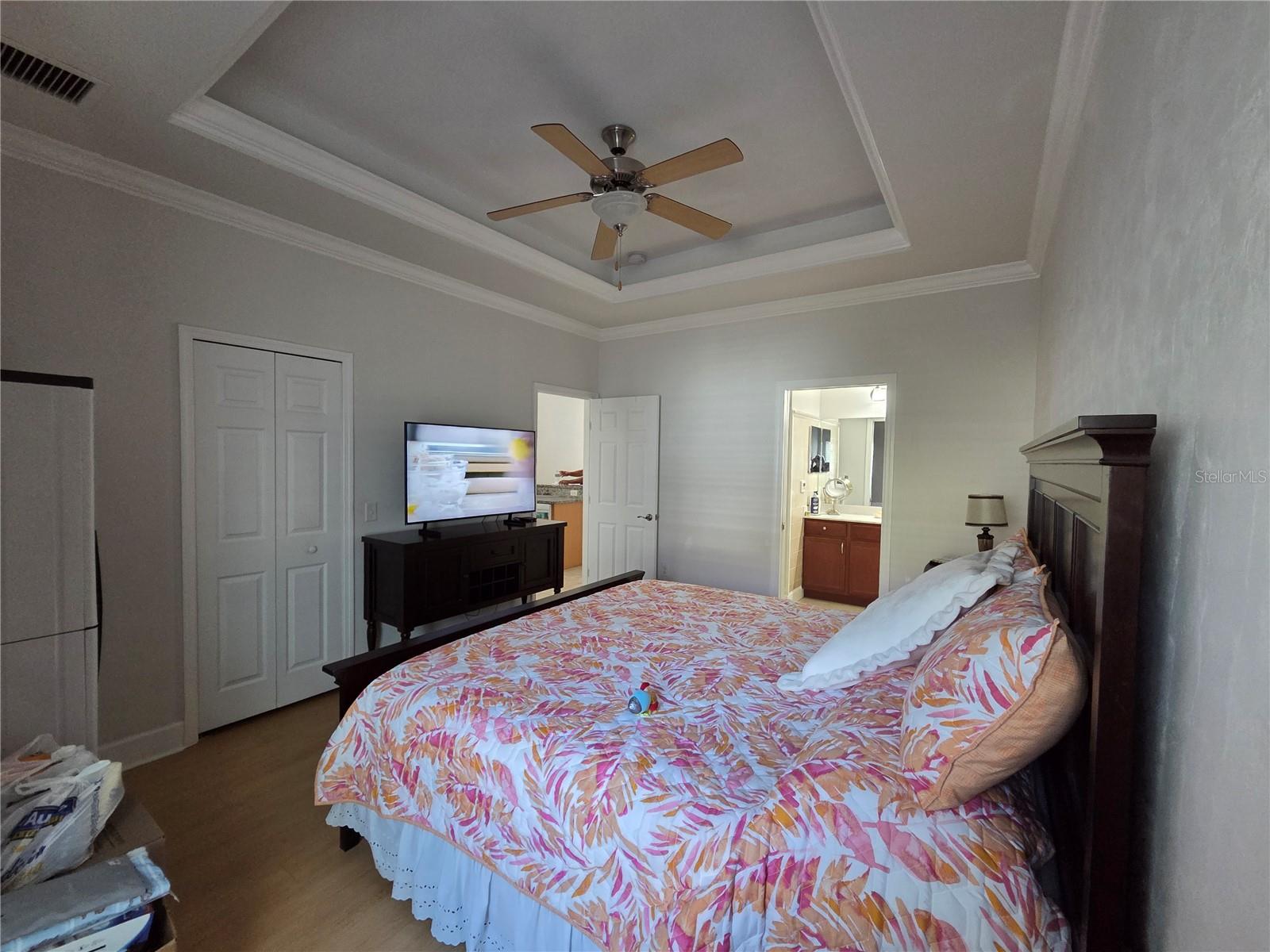 Image 7 of 20 For 2242 51st Avenue