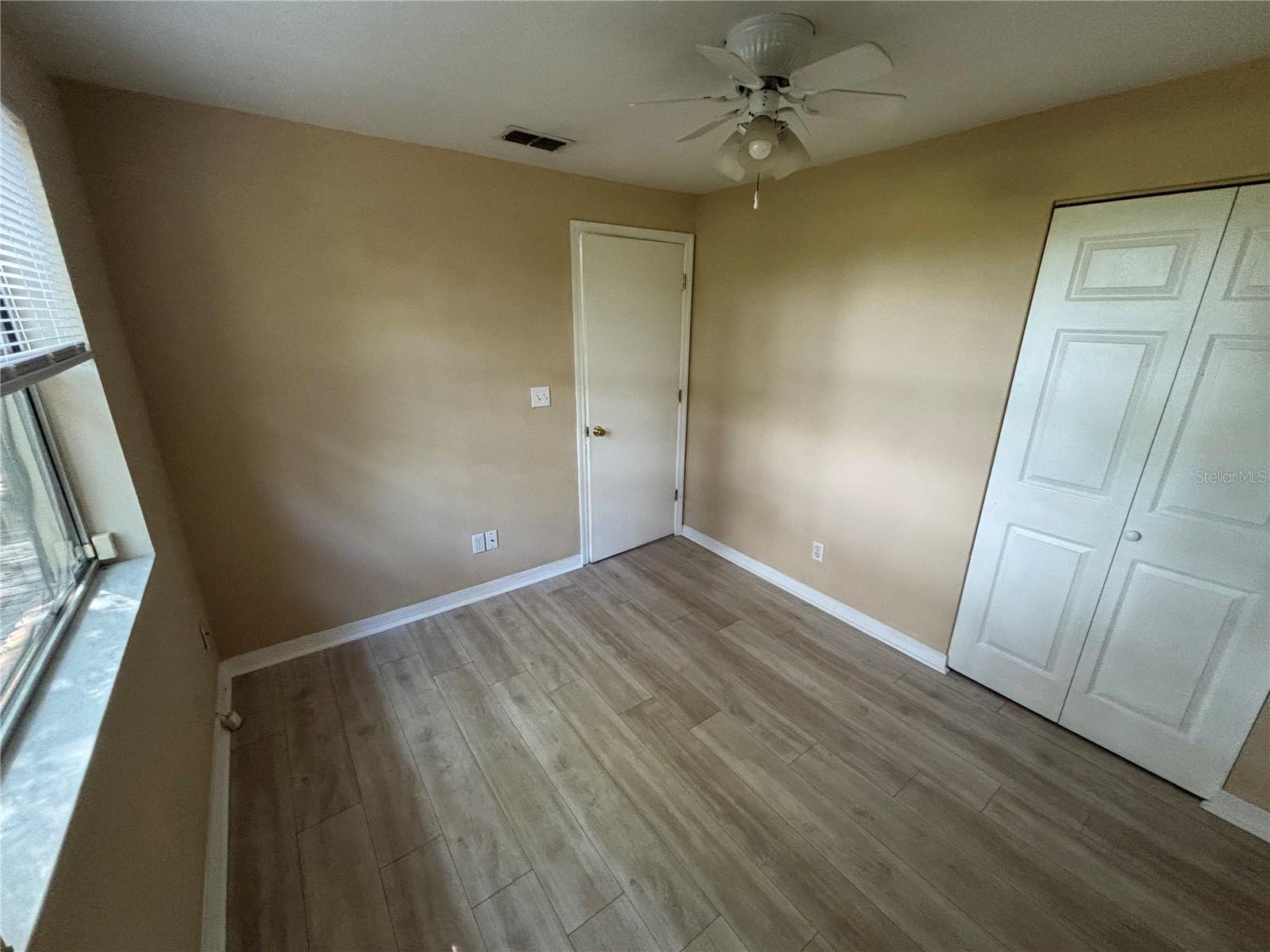 Image 7 of 19 For 22891 70th Avenue