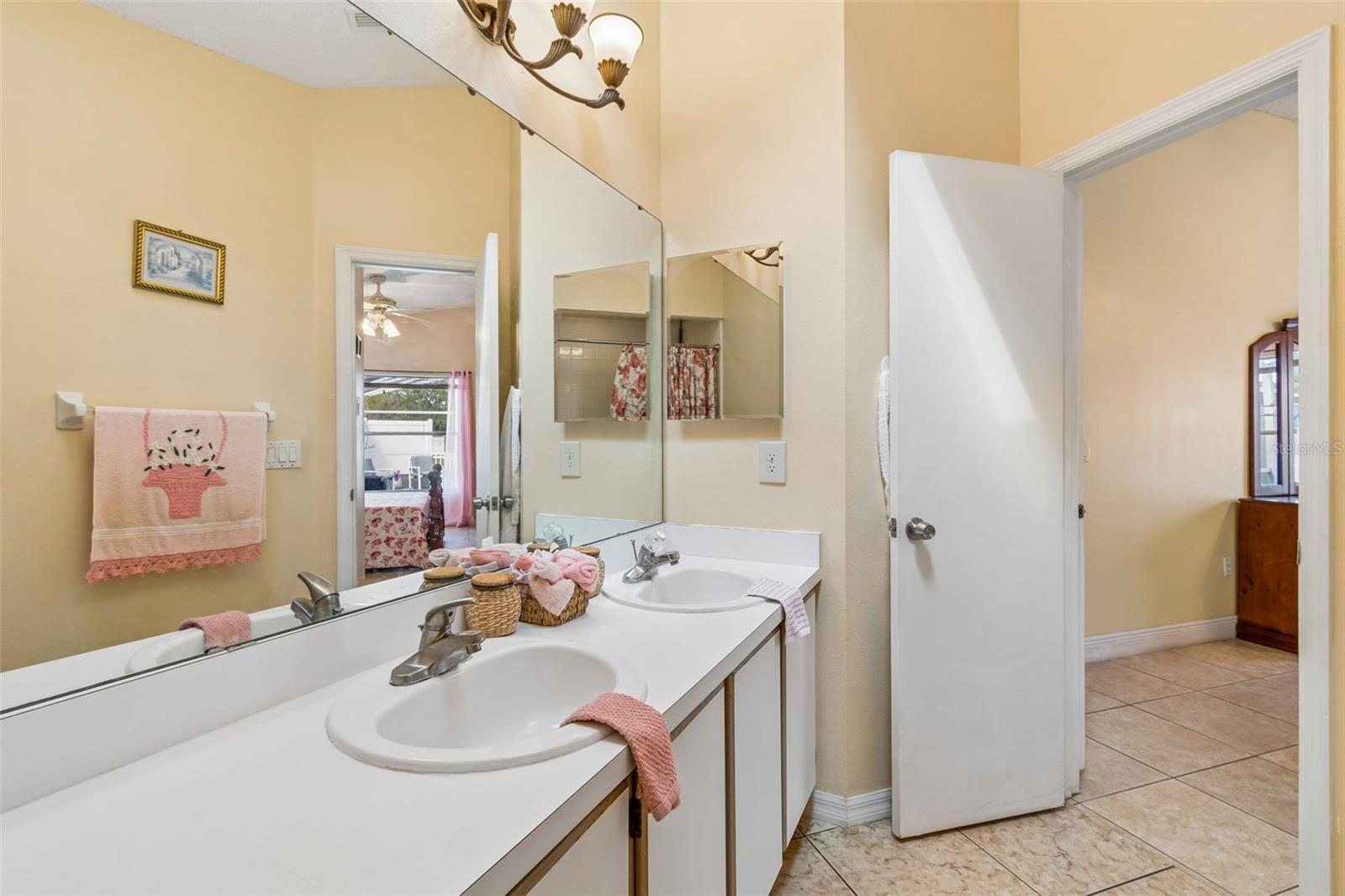 Image 18 of 54 For 2610 Walden Court