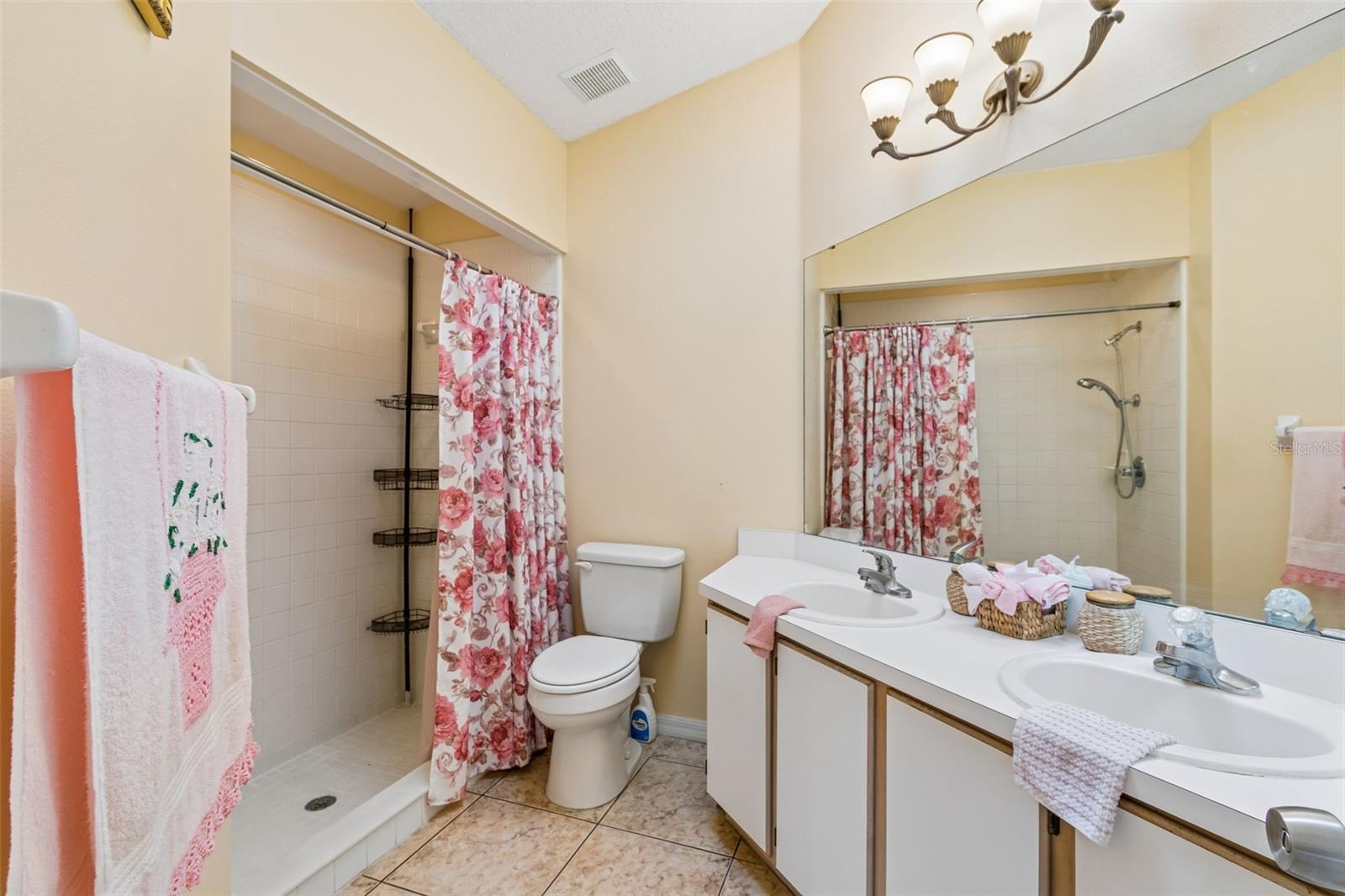 Image 19 of 54 For 2610 Walden Court