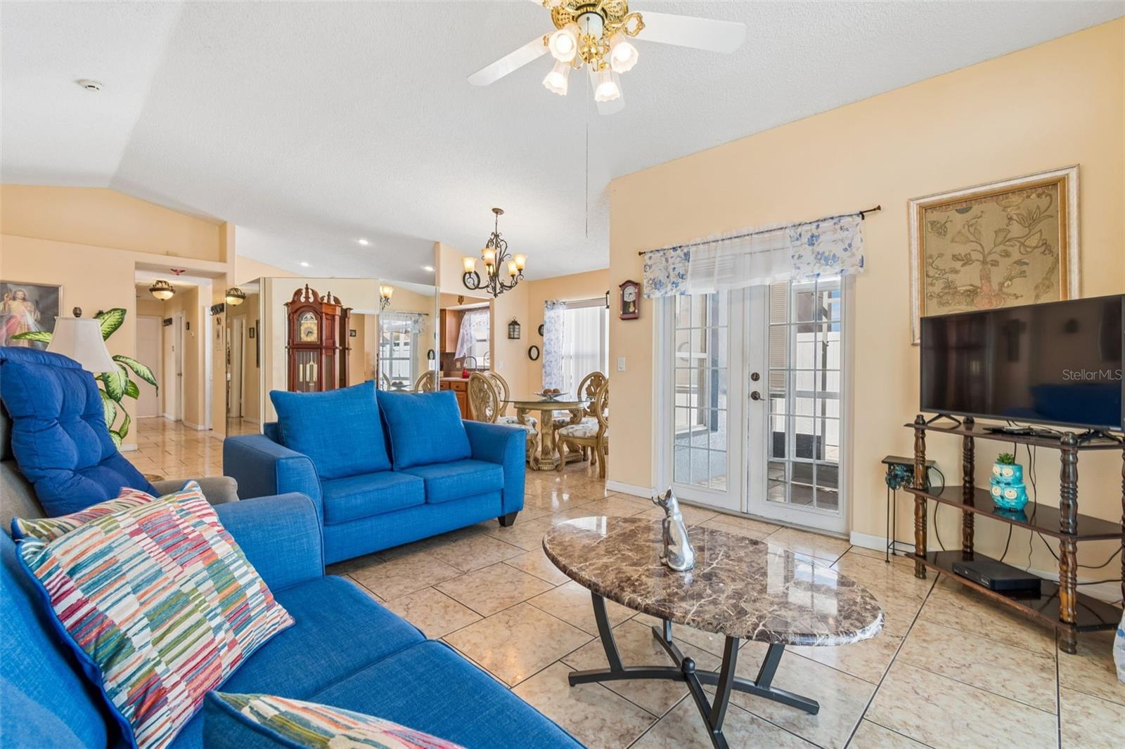 Image 8 of 54 For 2610 Walden Court