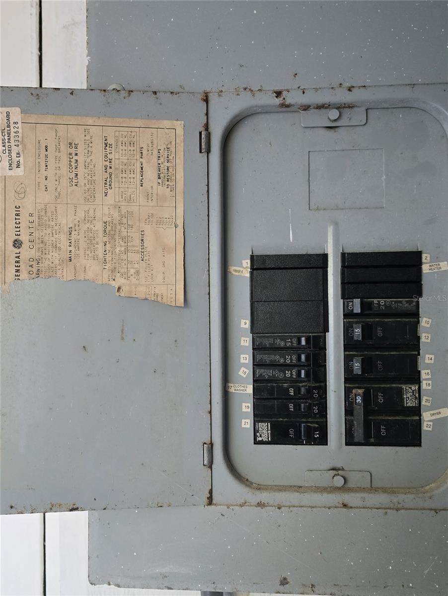 Image 12 of 23 For 1131 10th Avenue