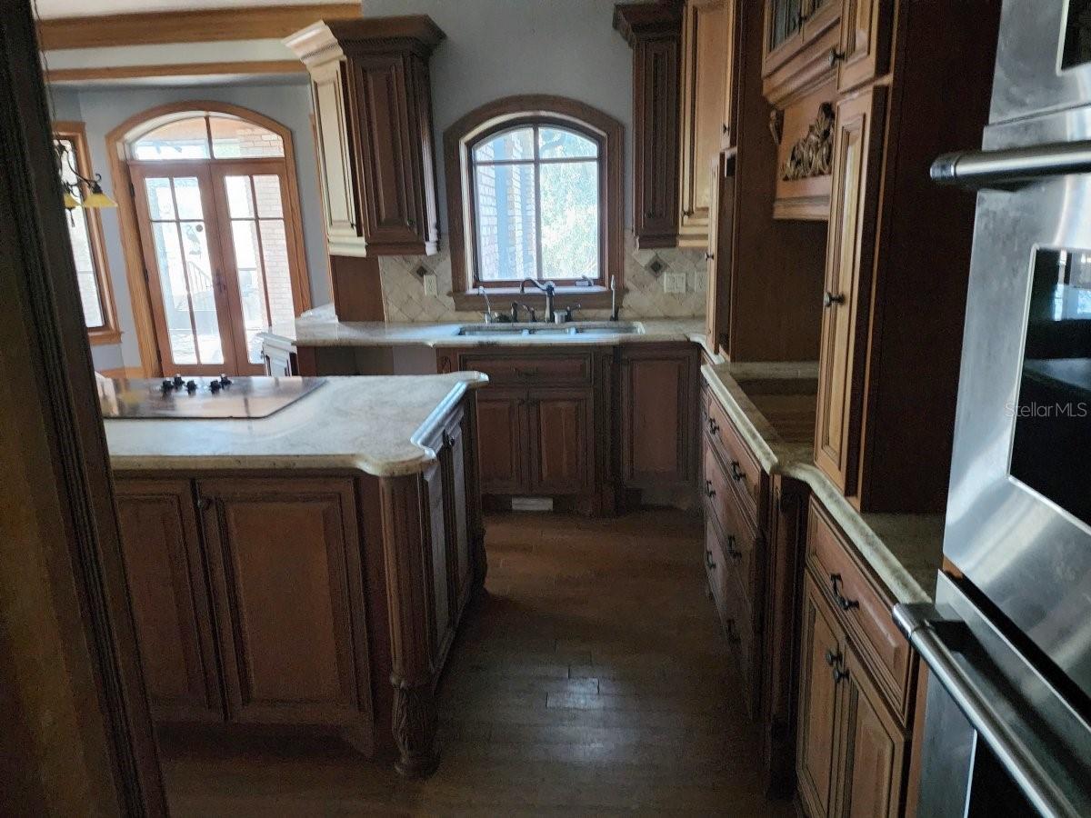 Image 20 of 41 For 13195 93rd Lane