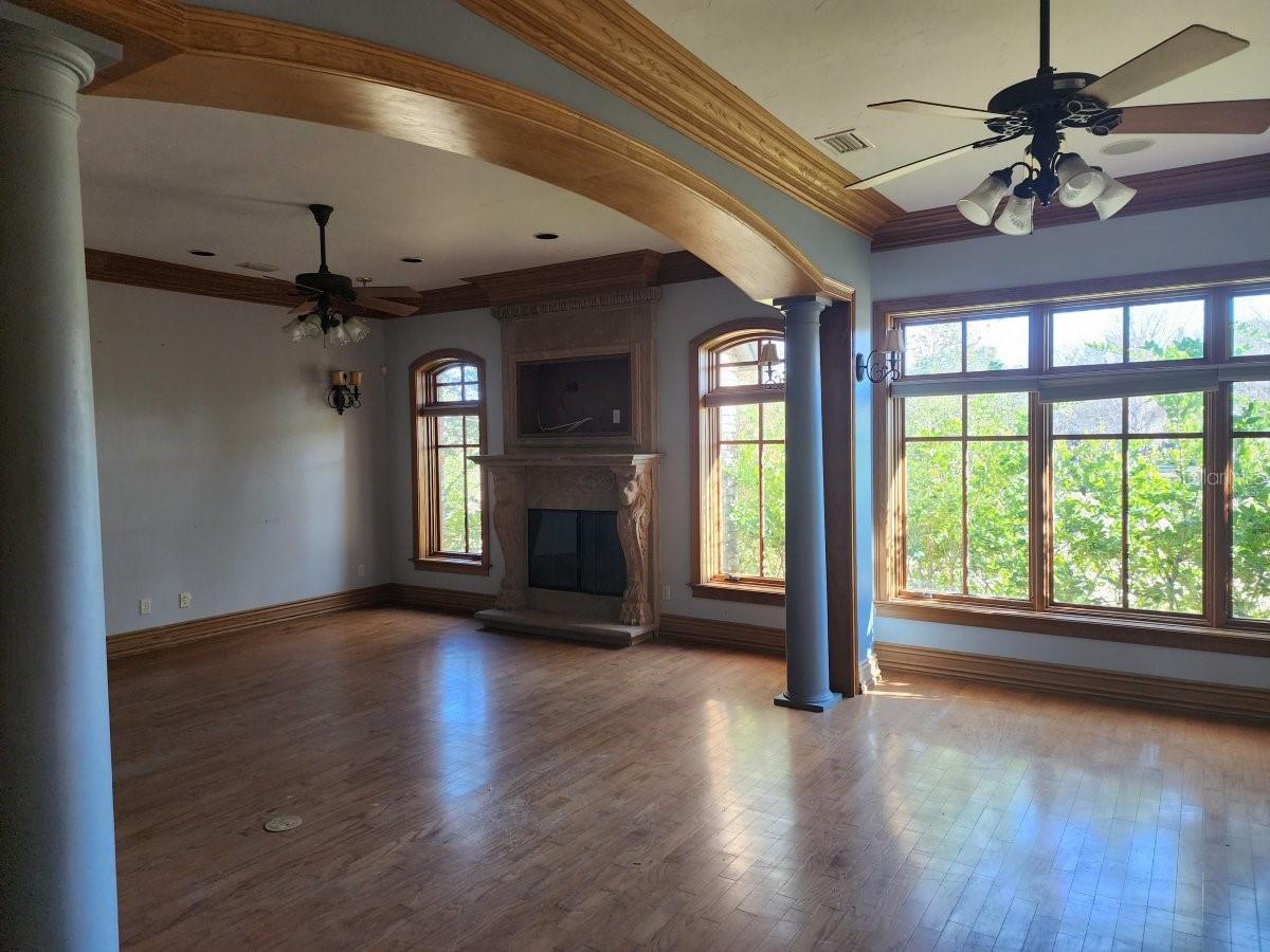 Image 24 of 41 For 13195 93rd Lane