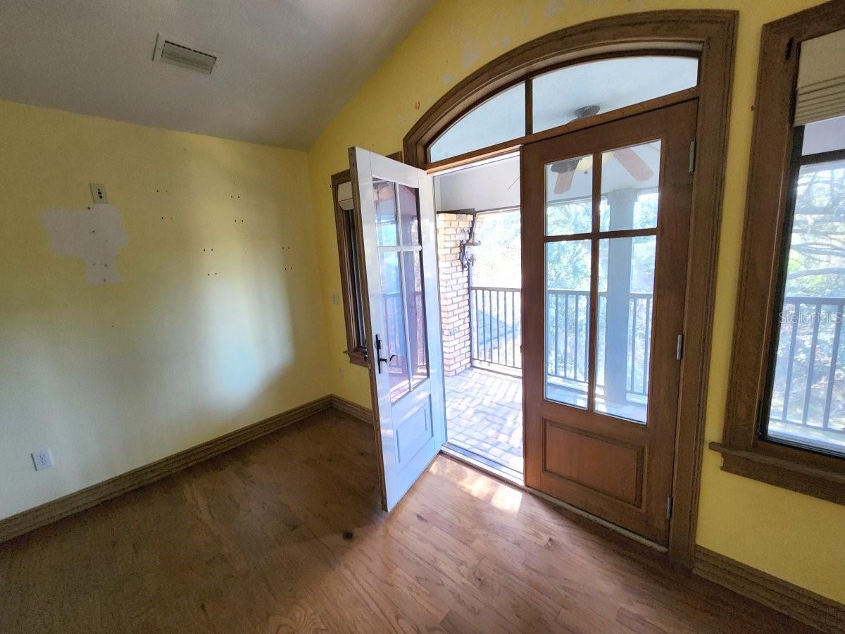 Image 30 of 41 For 13195 93rd Lane