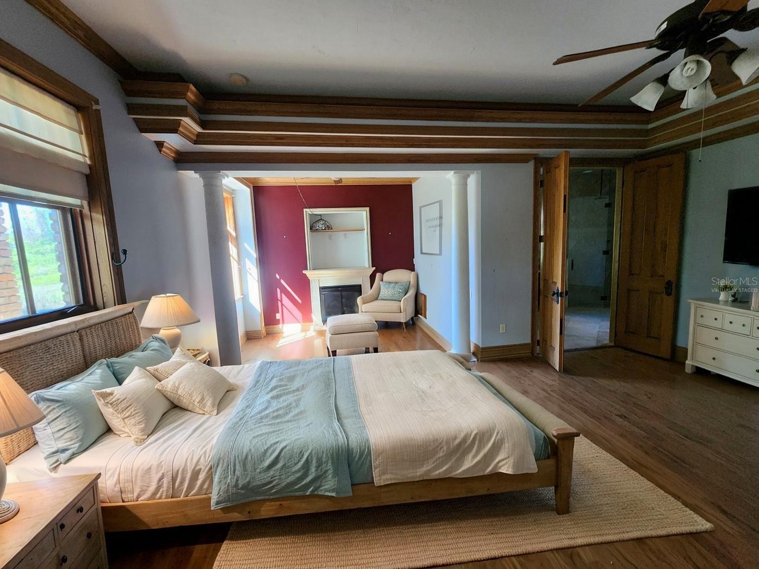 Image 4 of 41 For 13195 93rd Lane