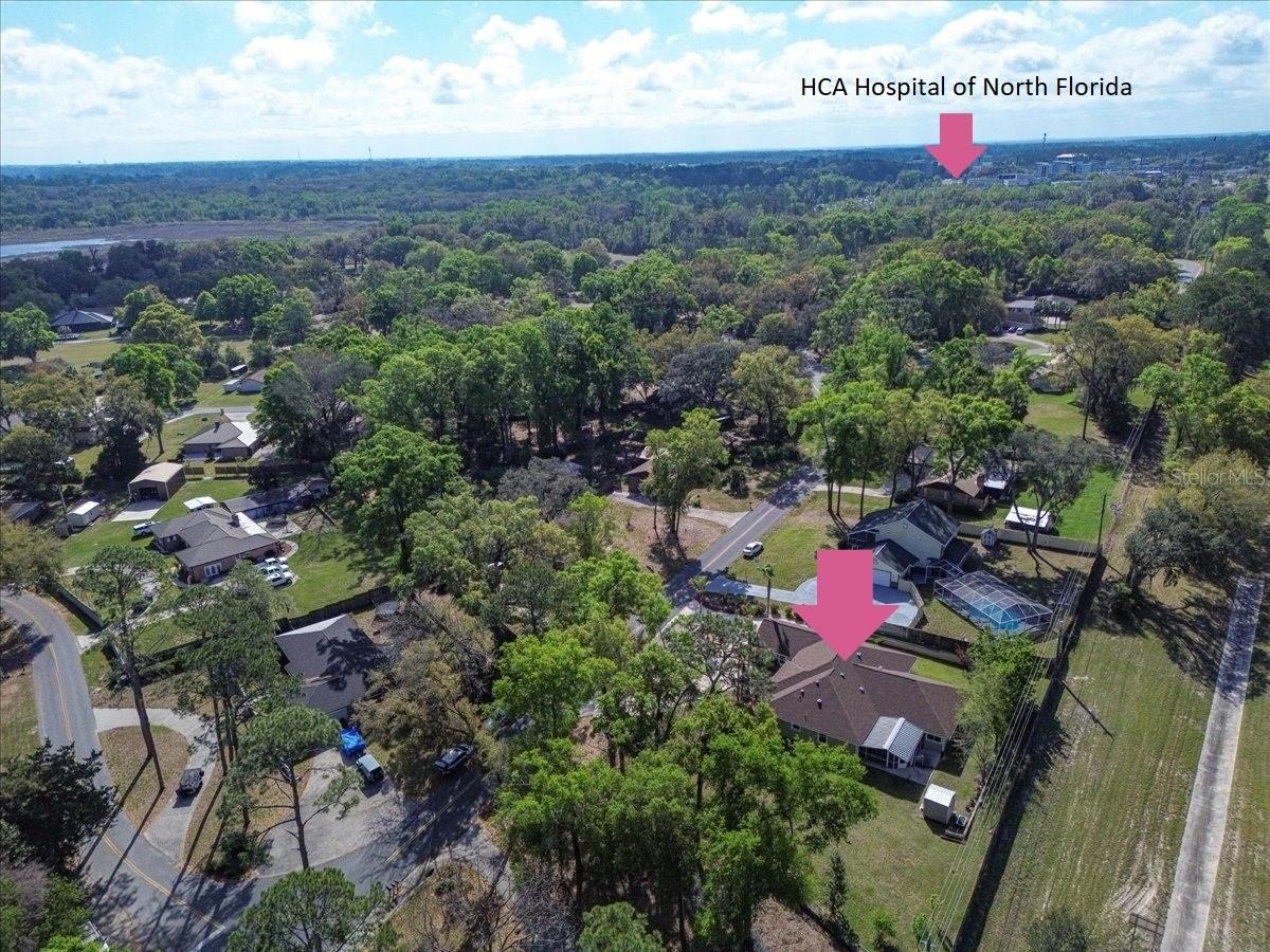 Listing photo id 43 for 196 Clubview Circle