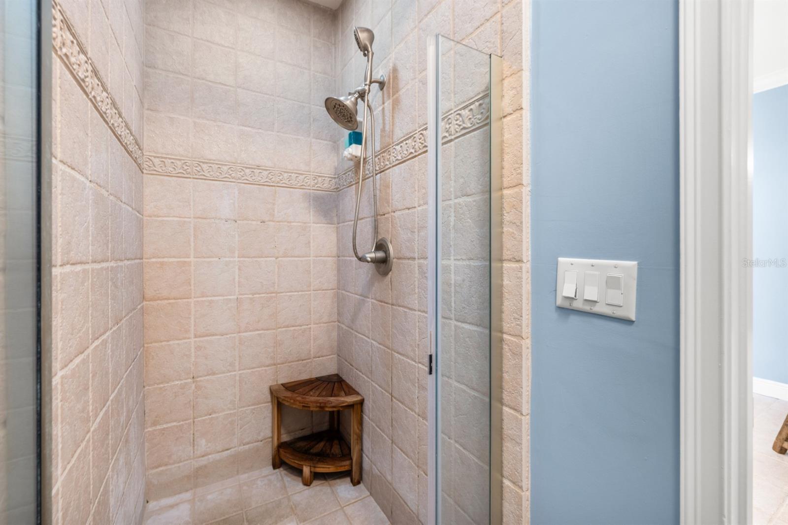 Image 43 of 79 For 271 129th Terrace