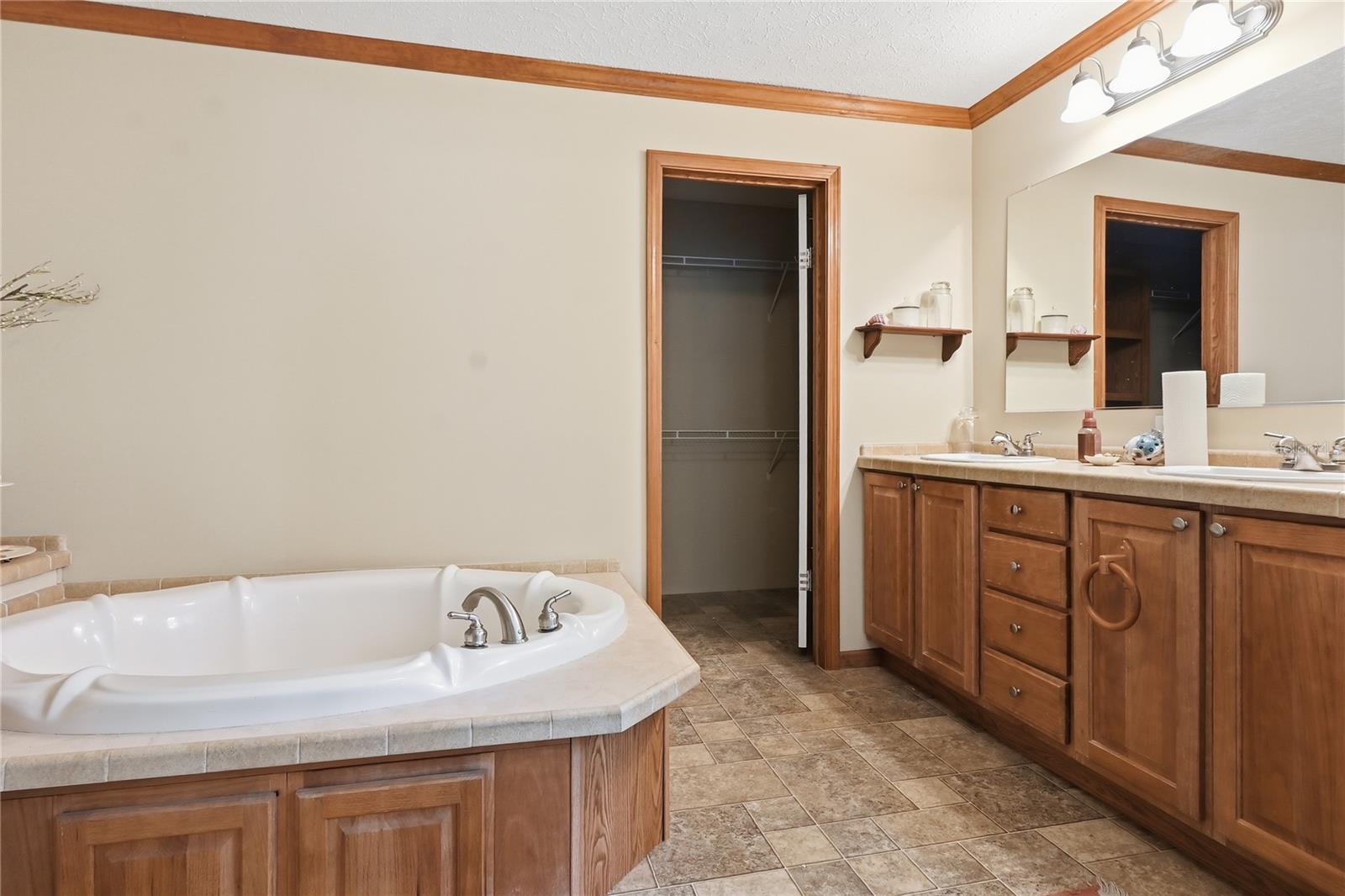 Image 11 of 23 For 5809 18th Terrace