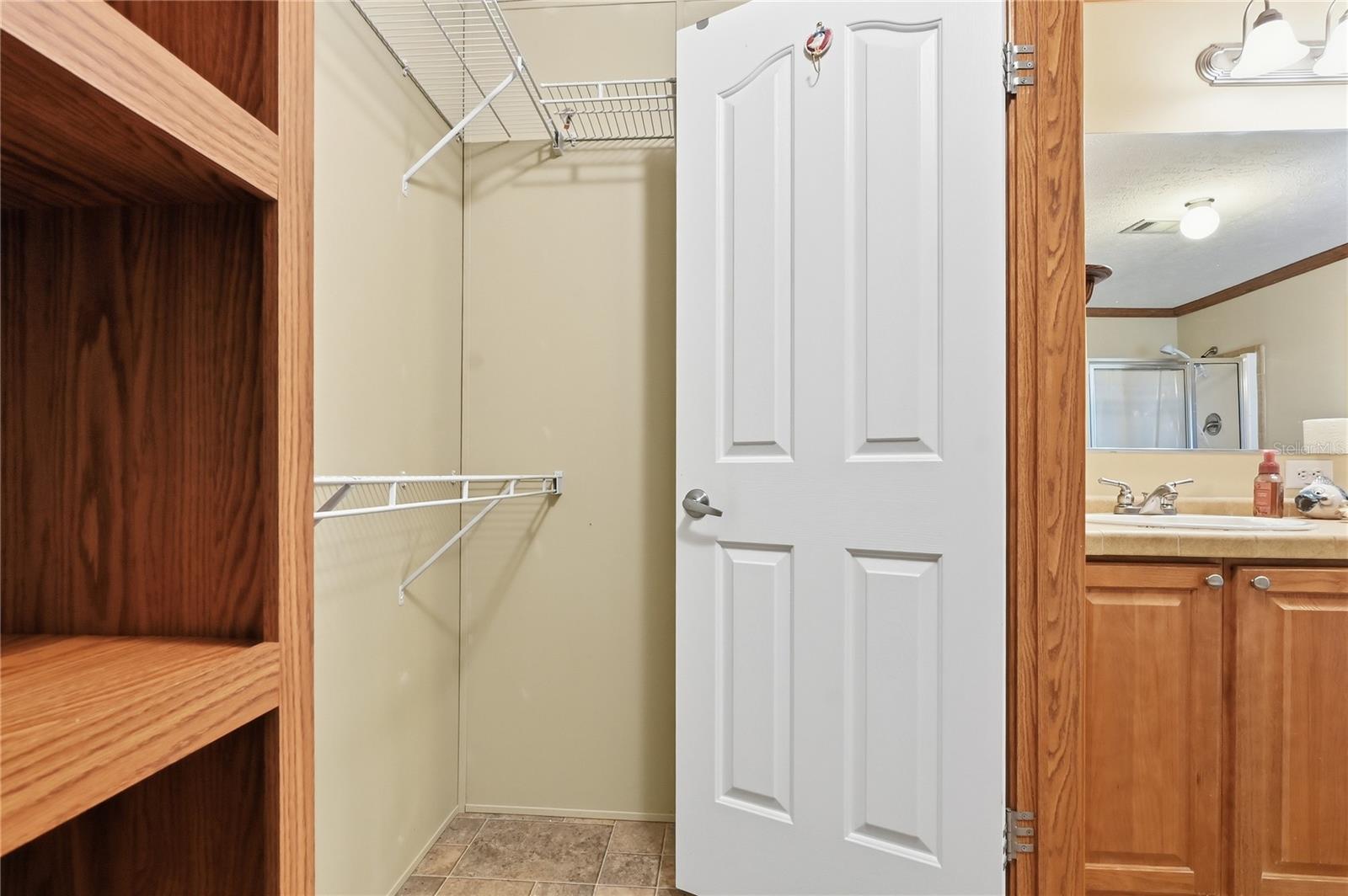 Image 13 of 23 For 5809 18th Terrace