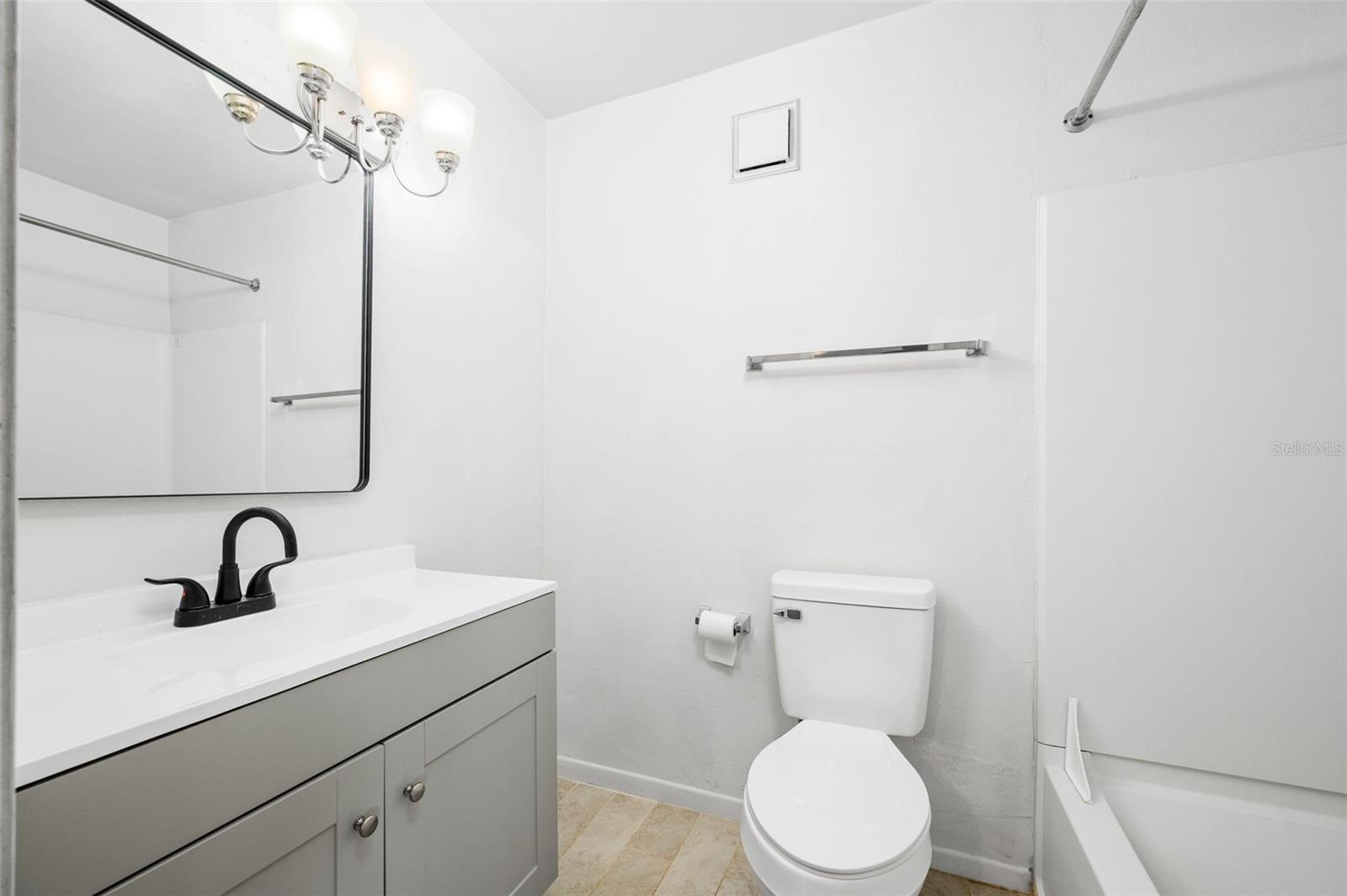 Image 20 of 32 For 3800 20th Avenue 611