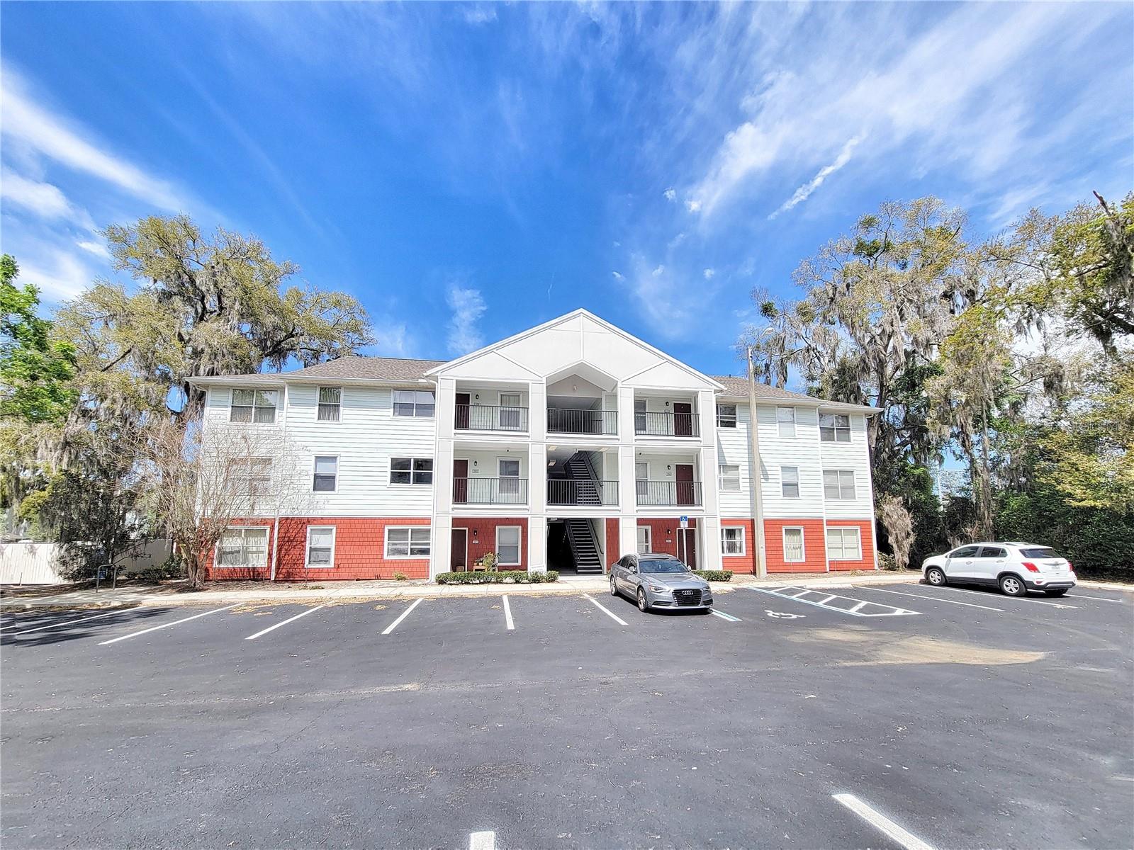 Image 3 of 27 For 2360 Archer Road 505