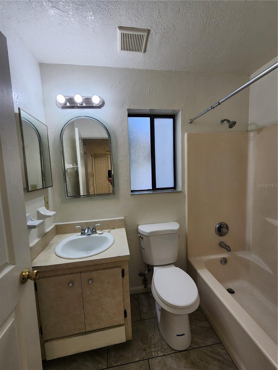 Image 22 of 39 For 2018 70th Terrace