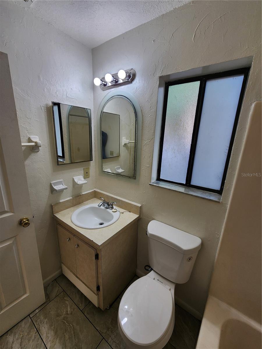 Image 23 of 39 For 2018 70th Terrace