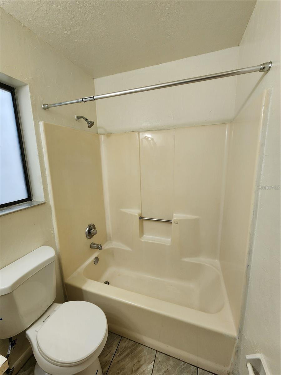 Image 24 of 39 For 2018 70th Terrace