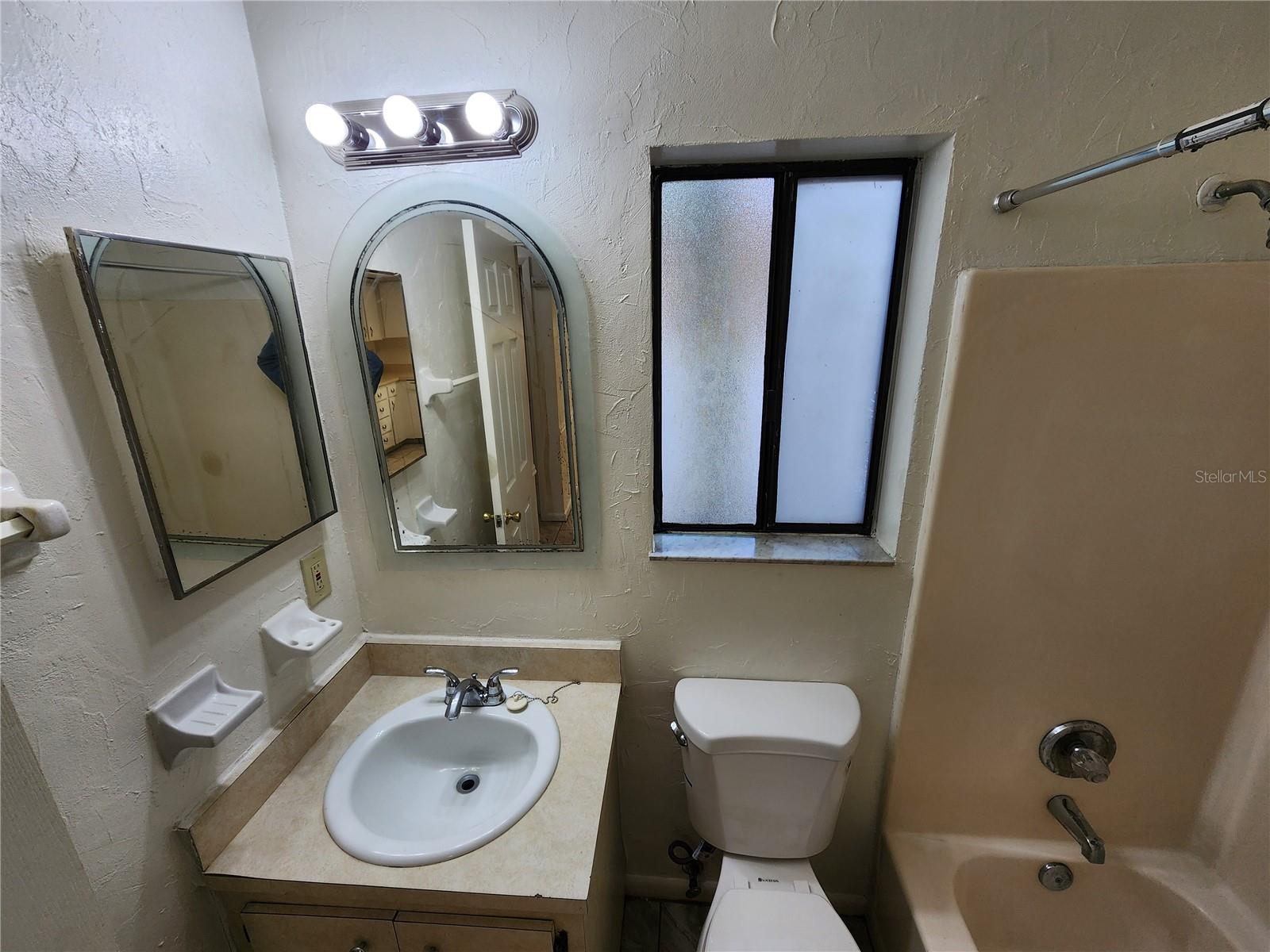 Image 25 of 39 For 2018 70th Terrace