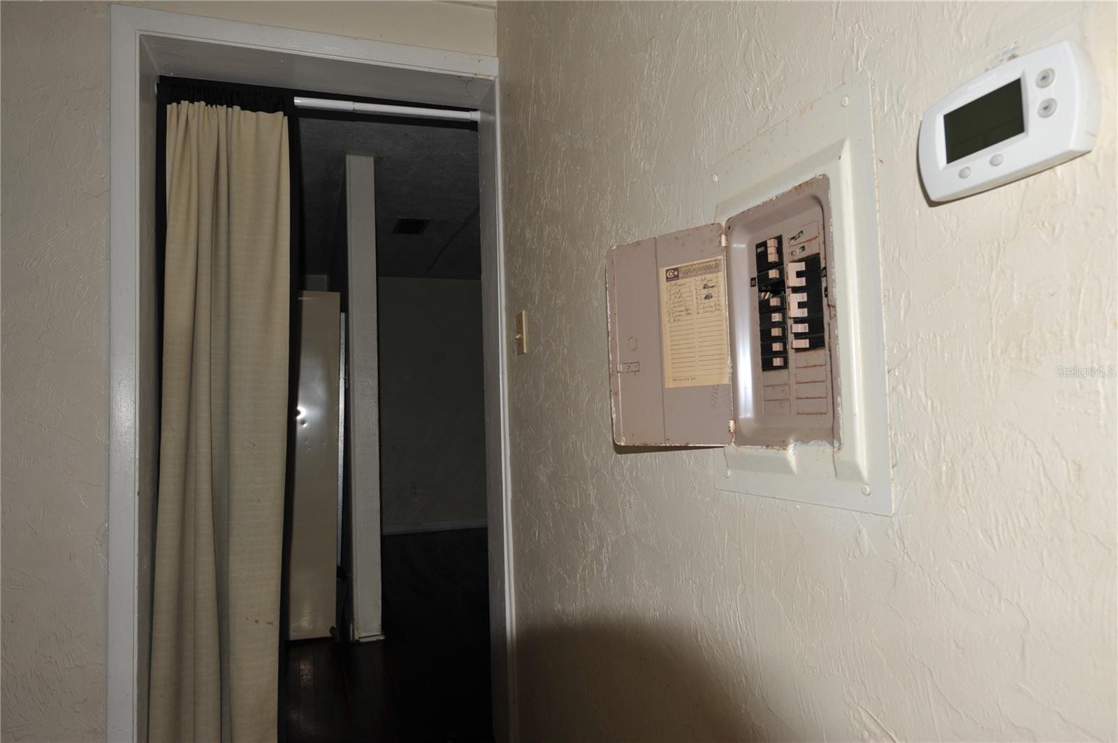 Image 16 of 24 For 410 19th Lane B