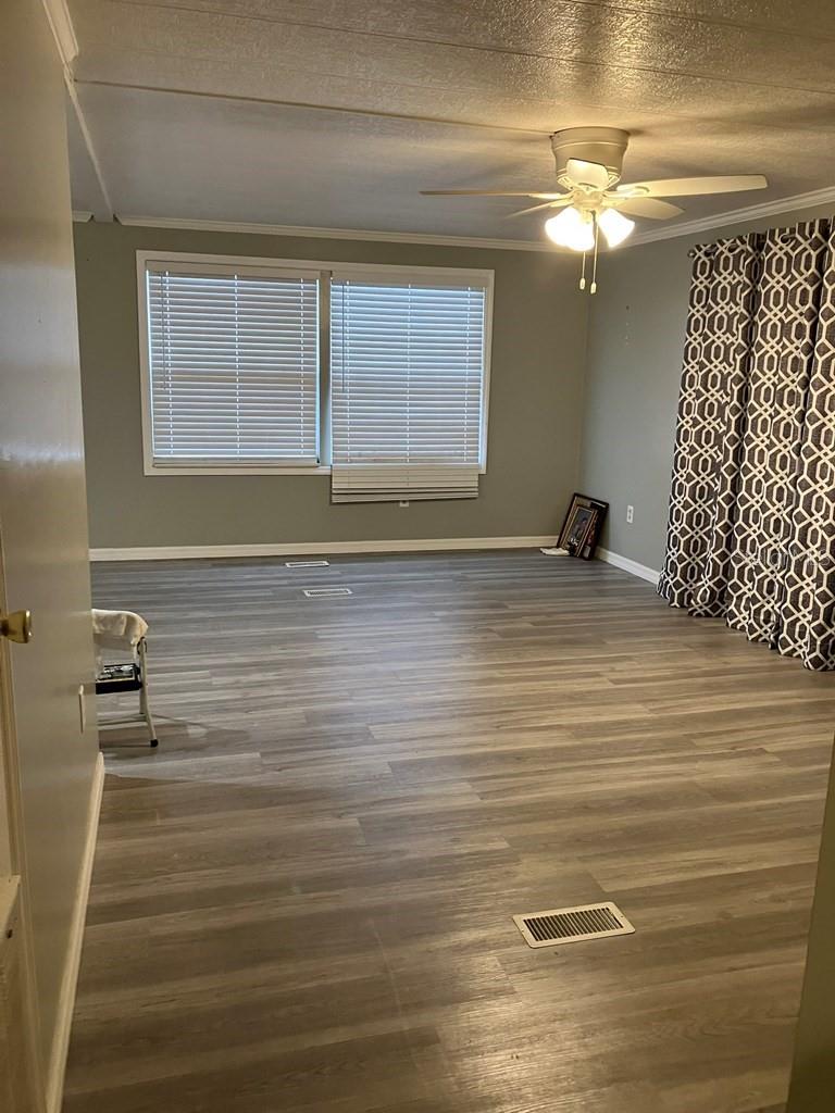 Image 17 of 31 For 1305 Mohawk Circle