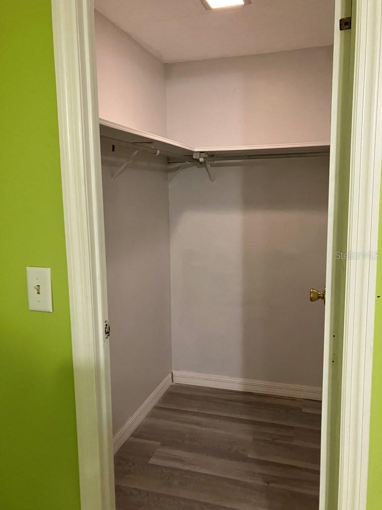 Image 24 of 31 For 1305 Mohawk Circle