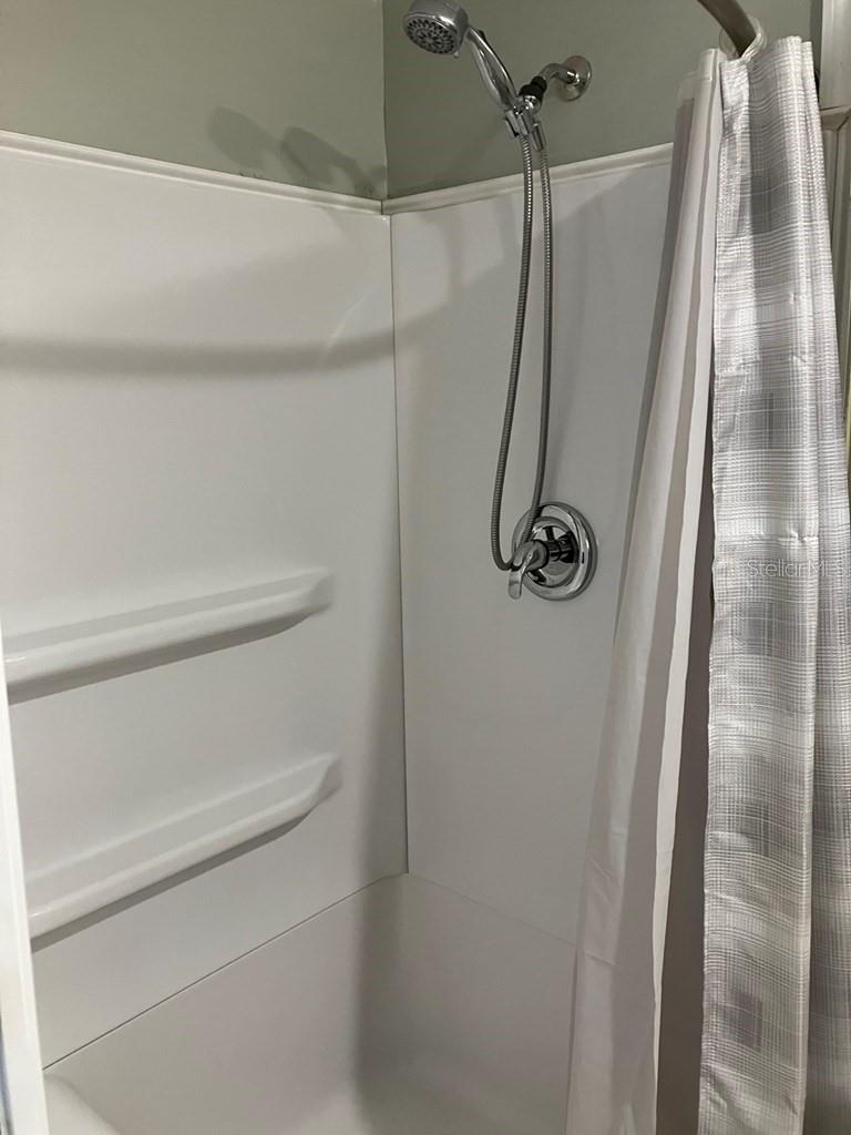 Image 26 of 31 For 1305 Mohawk Circle