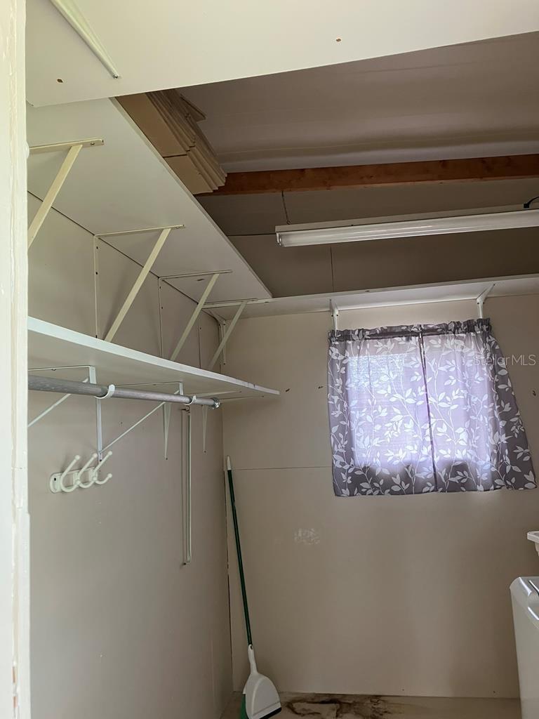 Image 29 of 31 For 1305 Mohawk Circle