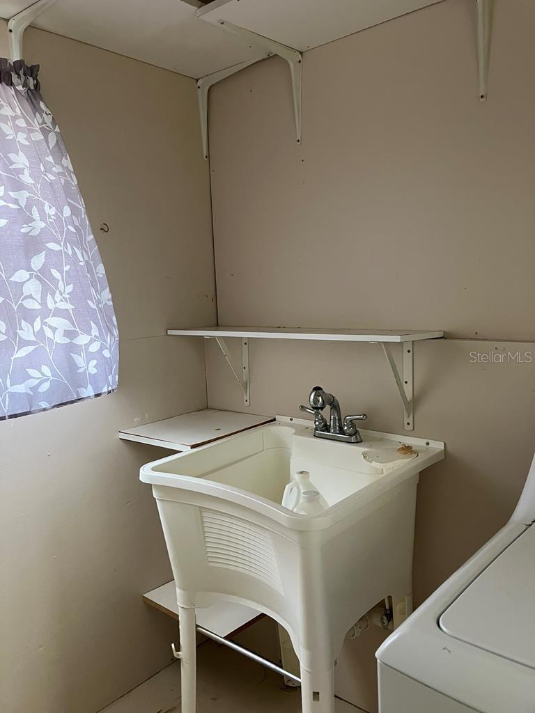 Image 31 of 31 For 1305 Mohawk Circle