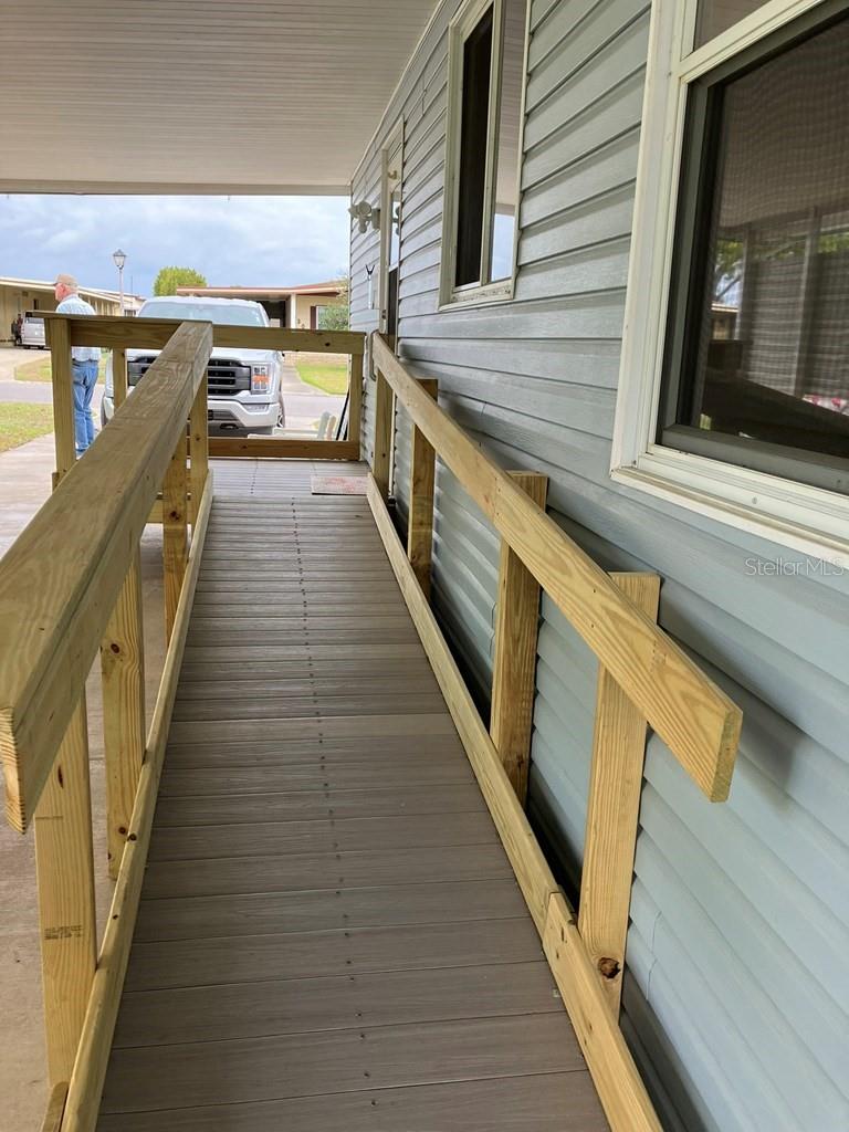 Image 5 of 31 For 1305 Mohawk Circle