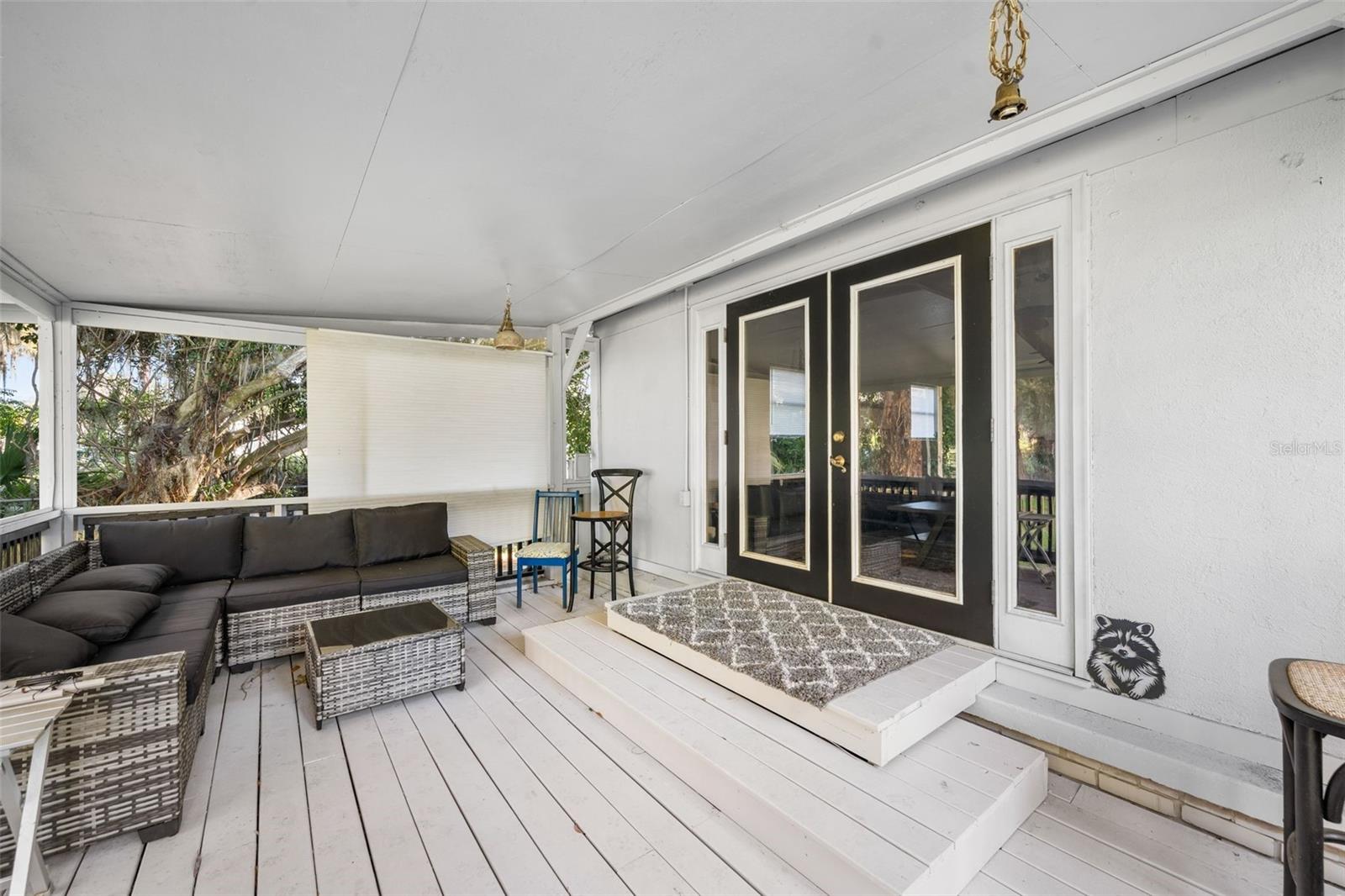 Listing photo id 8 for 15026 Us Highway 301