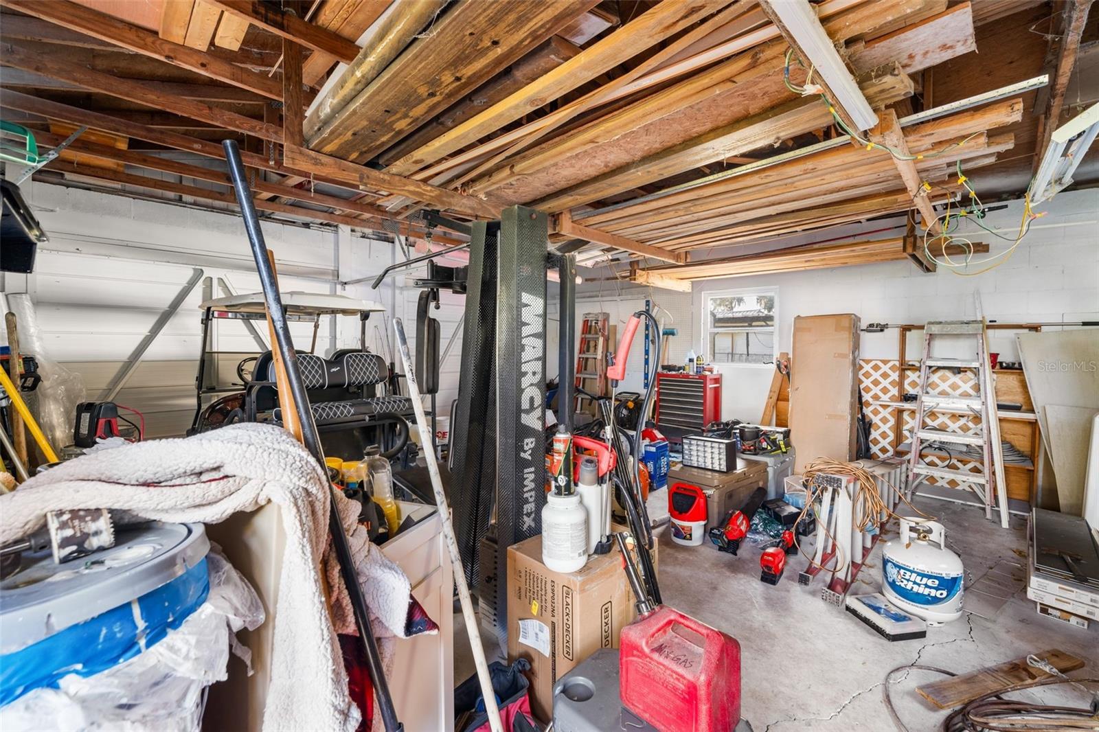 Listing photo id 9 for 15026 Us Highway 301