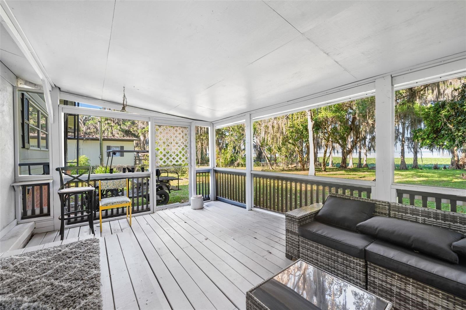 Listing photo id 0 for 15026 Us Highway 301